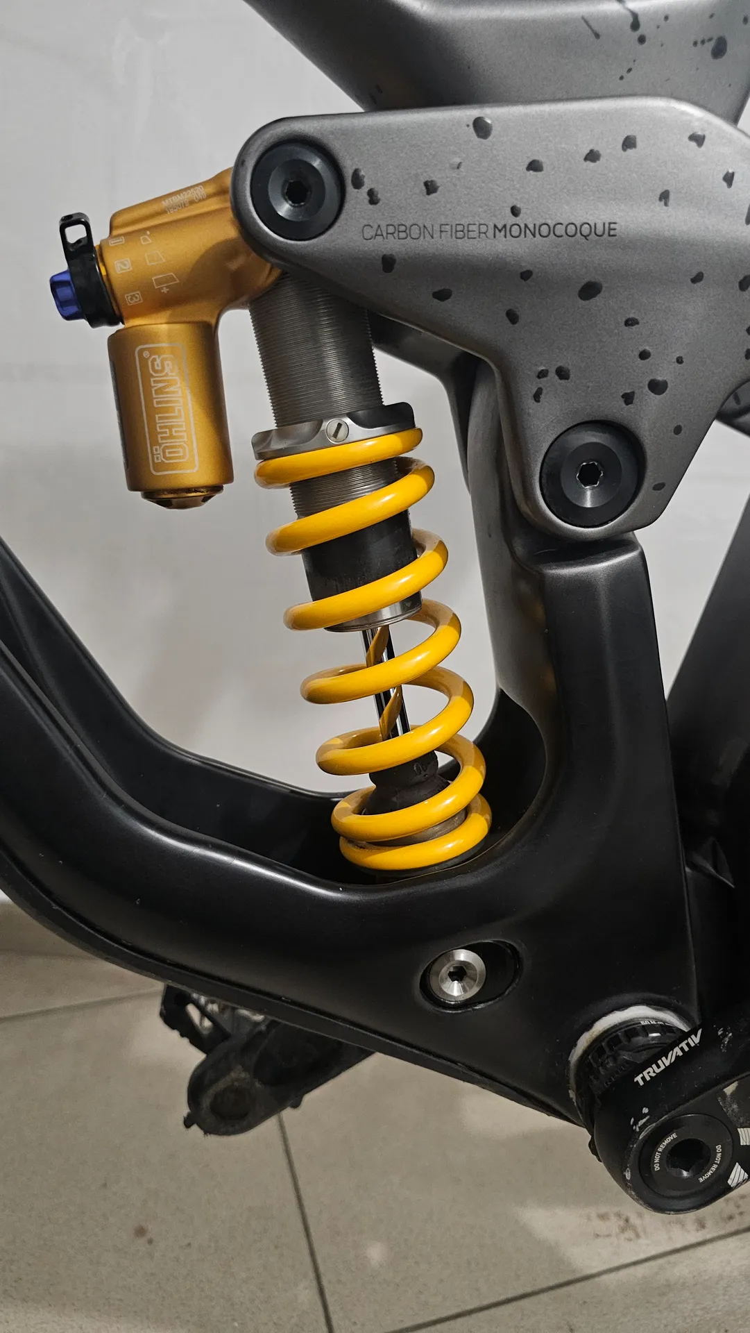 Öhlins TTX22 M.2 view 2