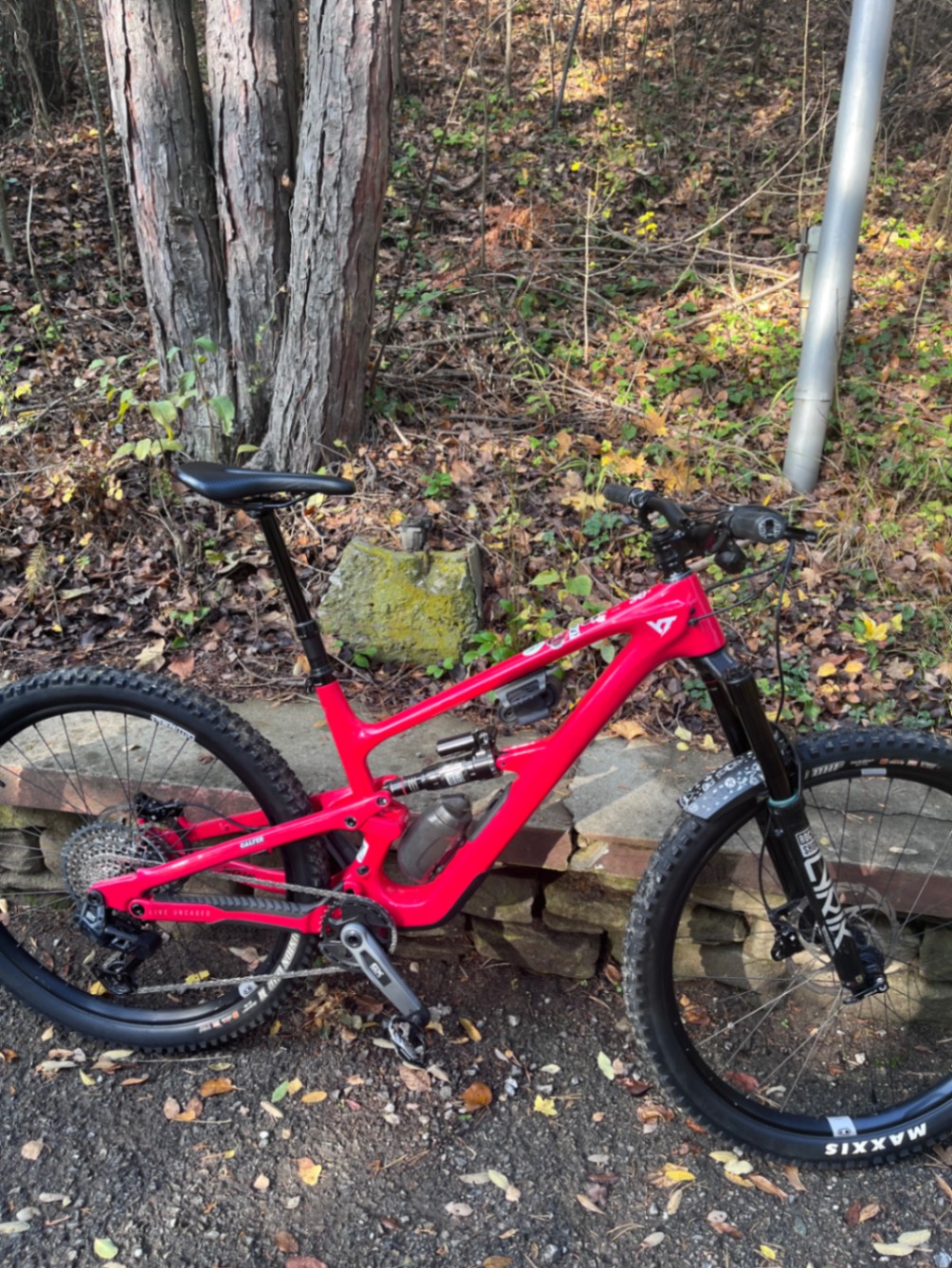 YT Industries Jeffsy CF