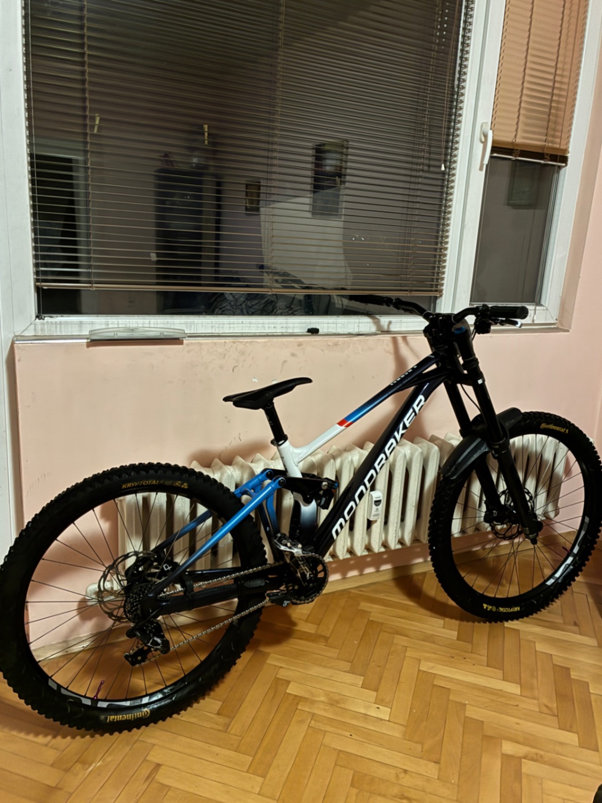 Mondraker Summum R view 7