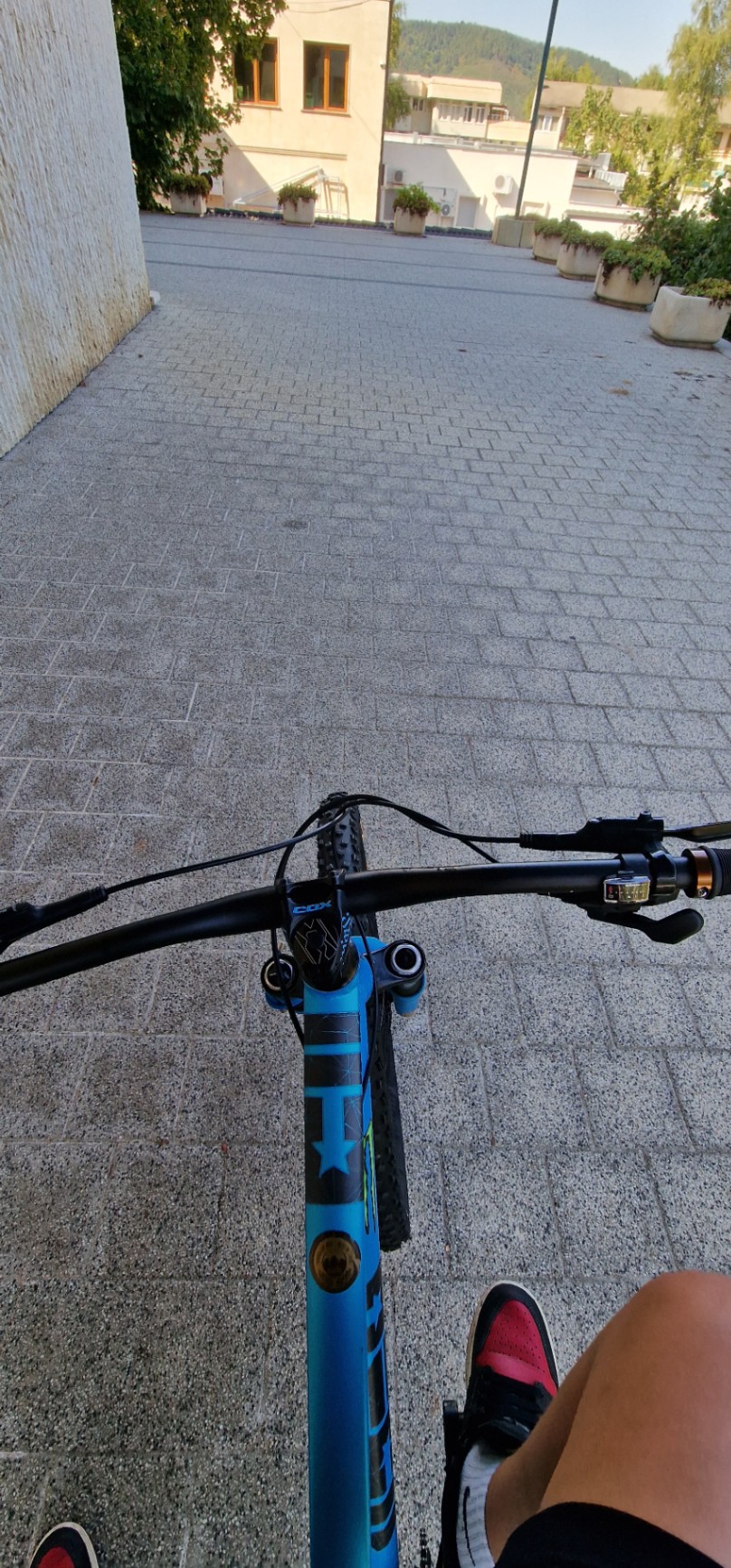 Bike view 3