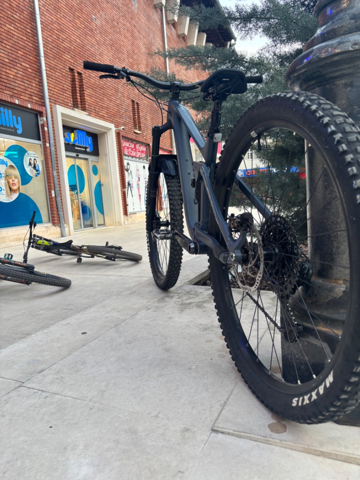 Bike view 3