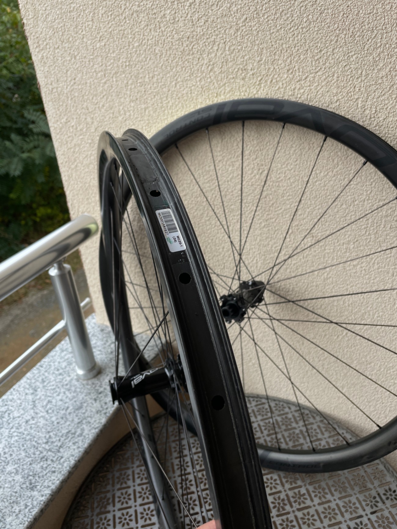 Specialized Roval Control SL Carbon 29 148 - 1400g view 8