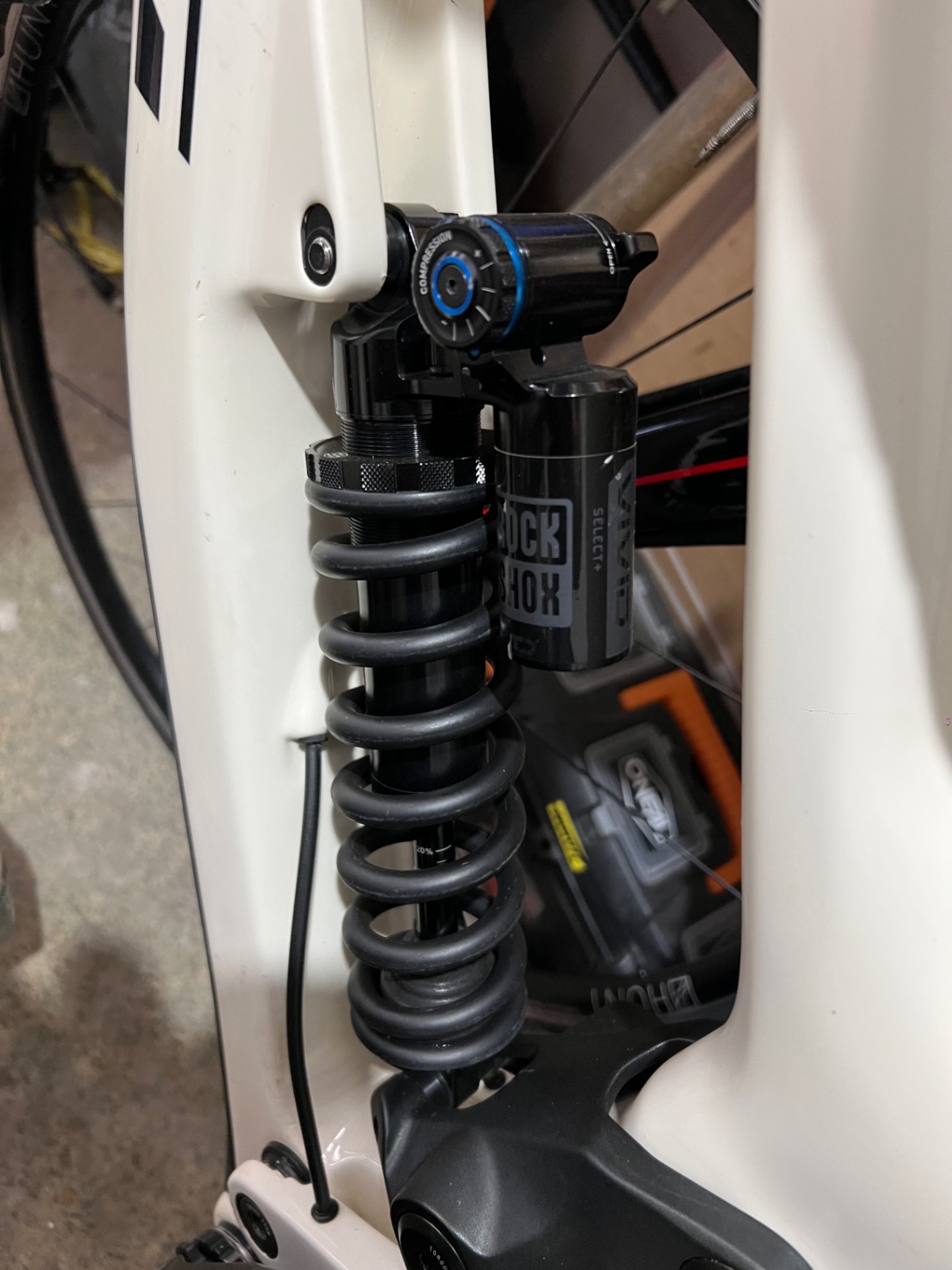RockShox Vivid Select + RC