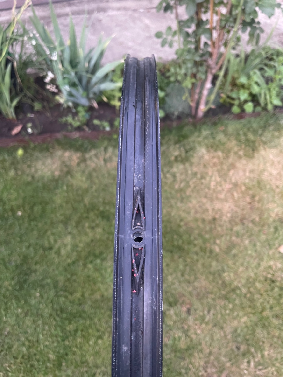 Bontrager LineElite30 view 3