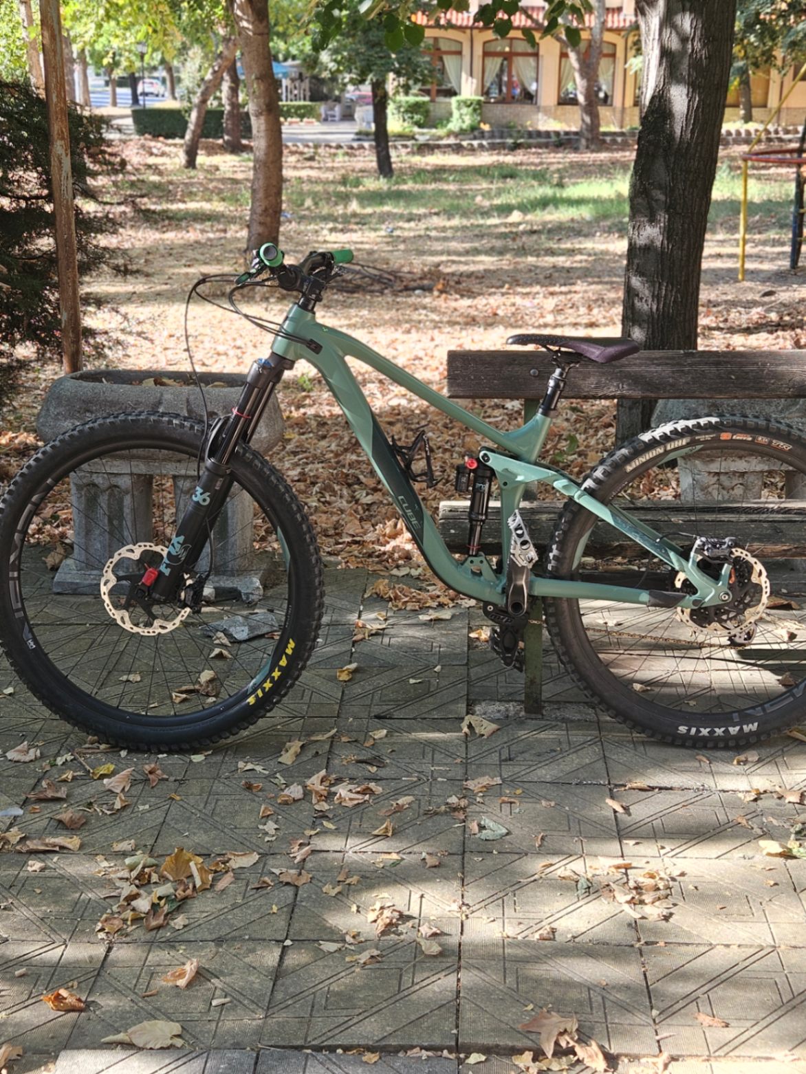 Cube Stereo 170 Race