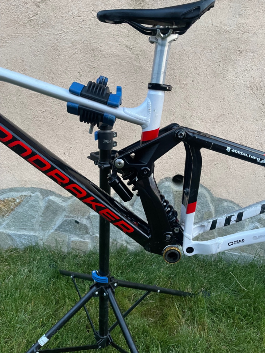 Mondraker Summum R view 2