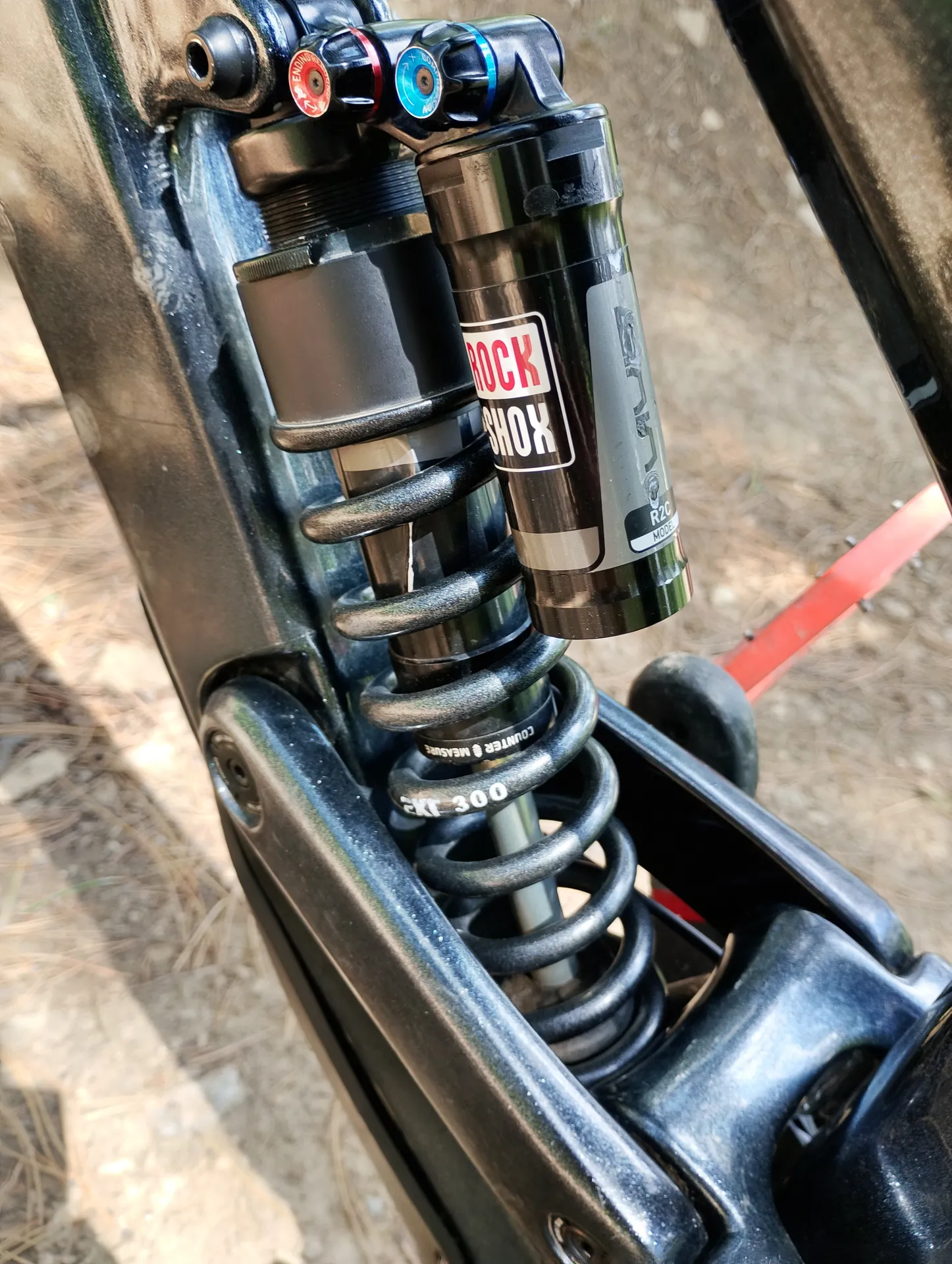 YT Industries Tups base view 7