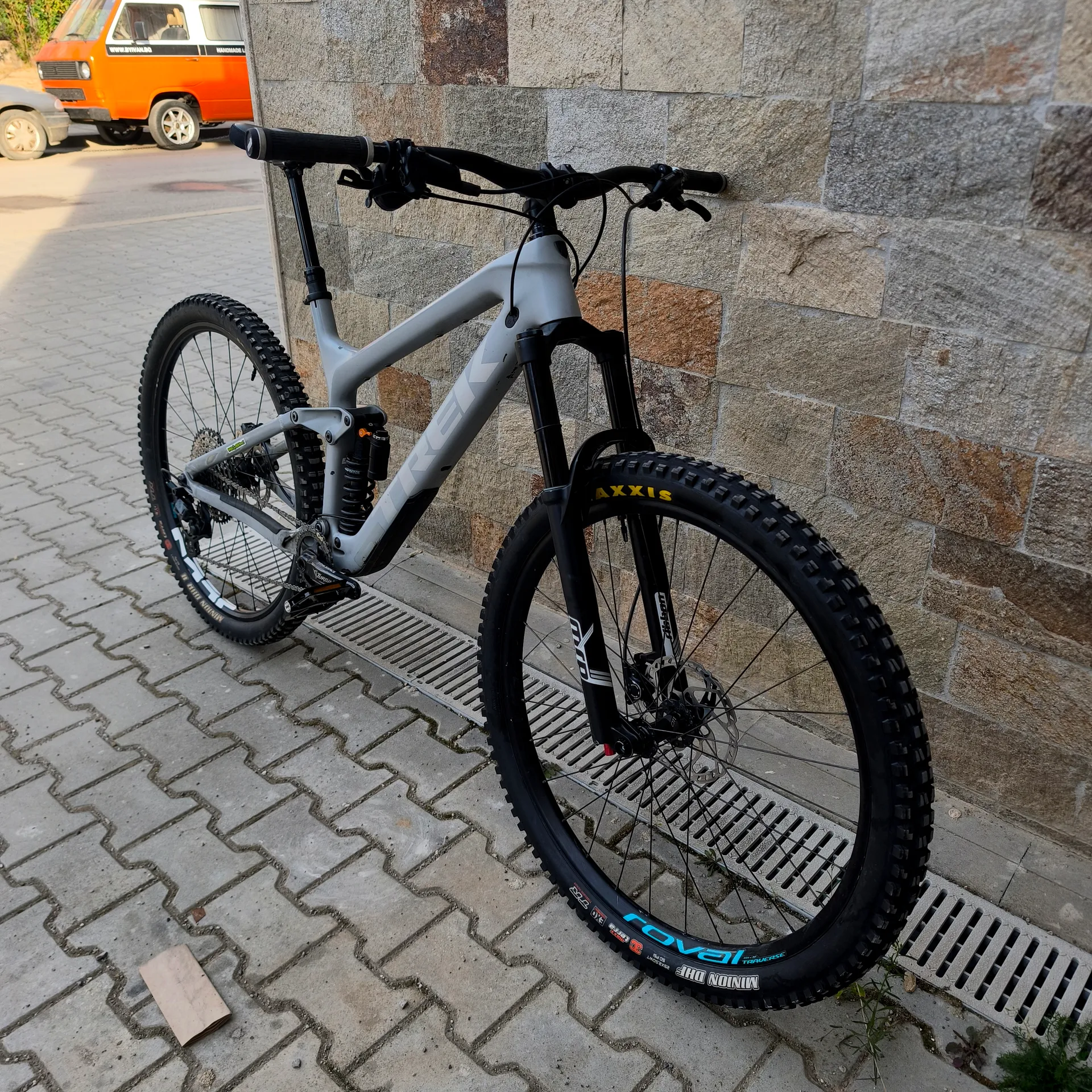Trek Slash 9.7