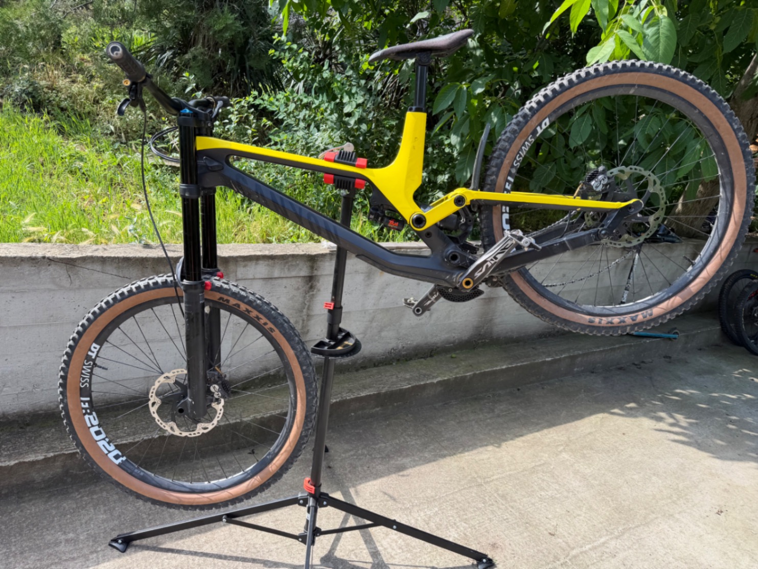 Canyon Sender CF 8.0