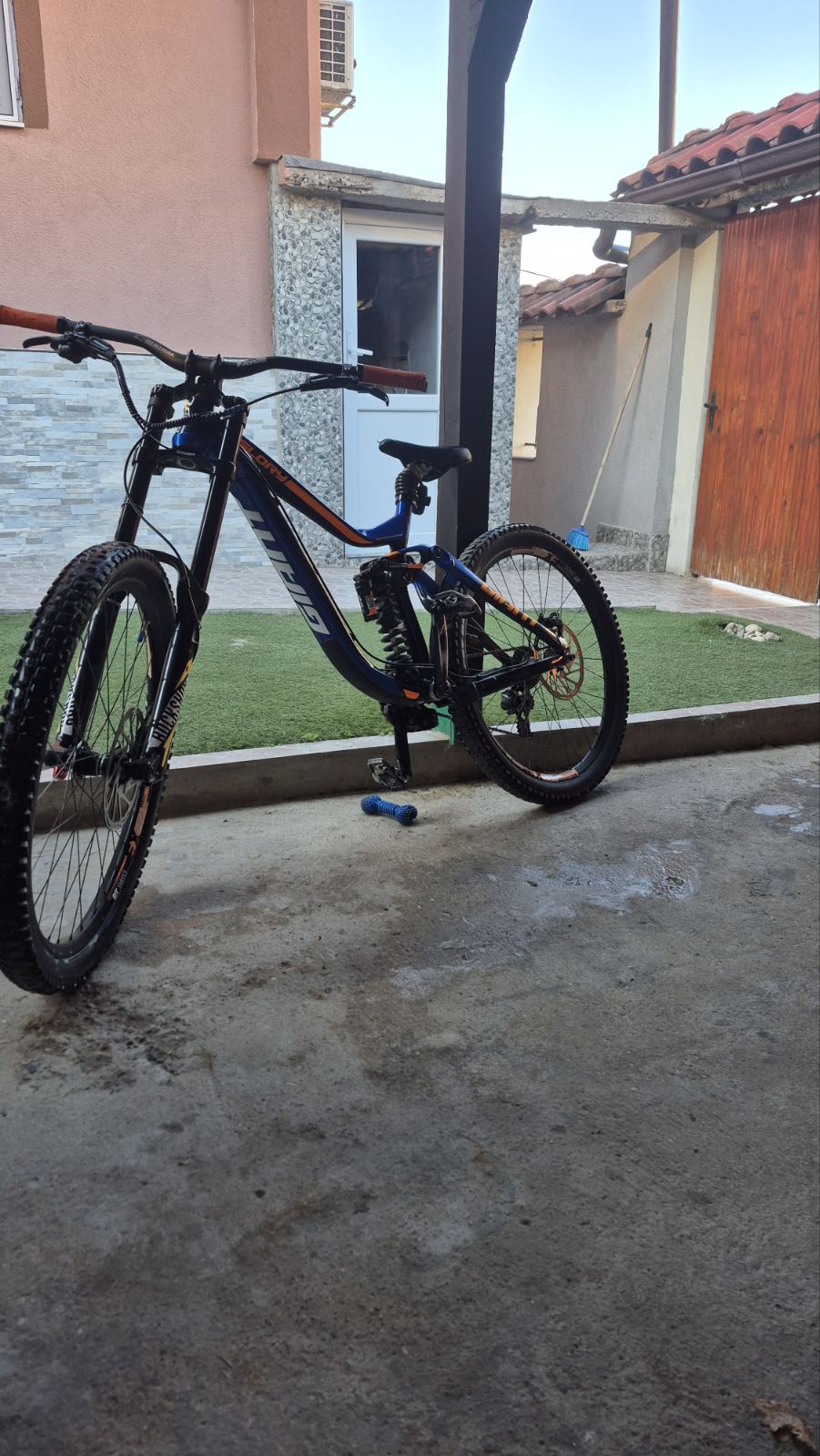 Bike view 3