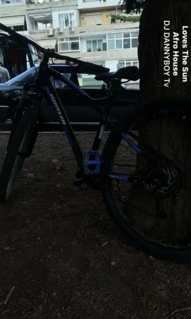 Bike view 3
