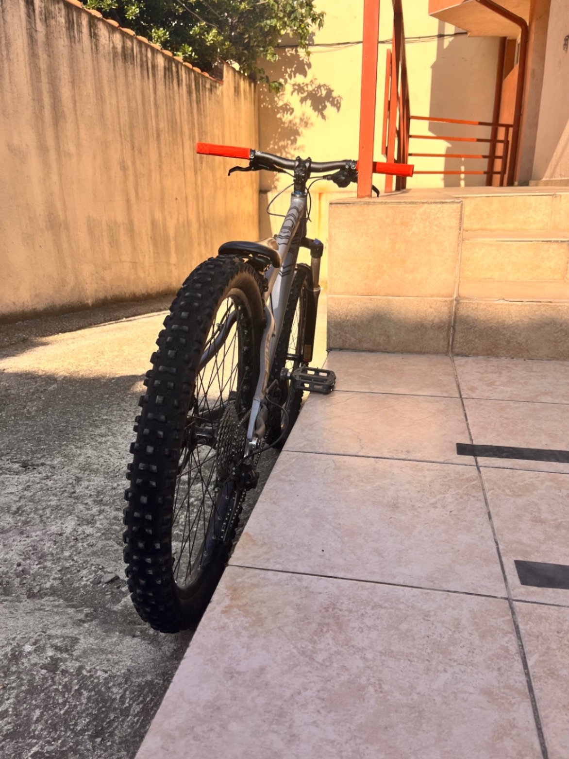 Bike view 3