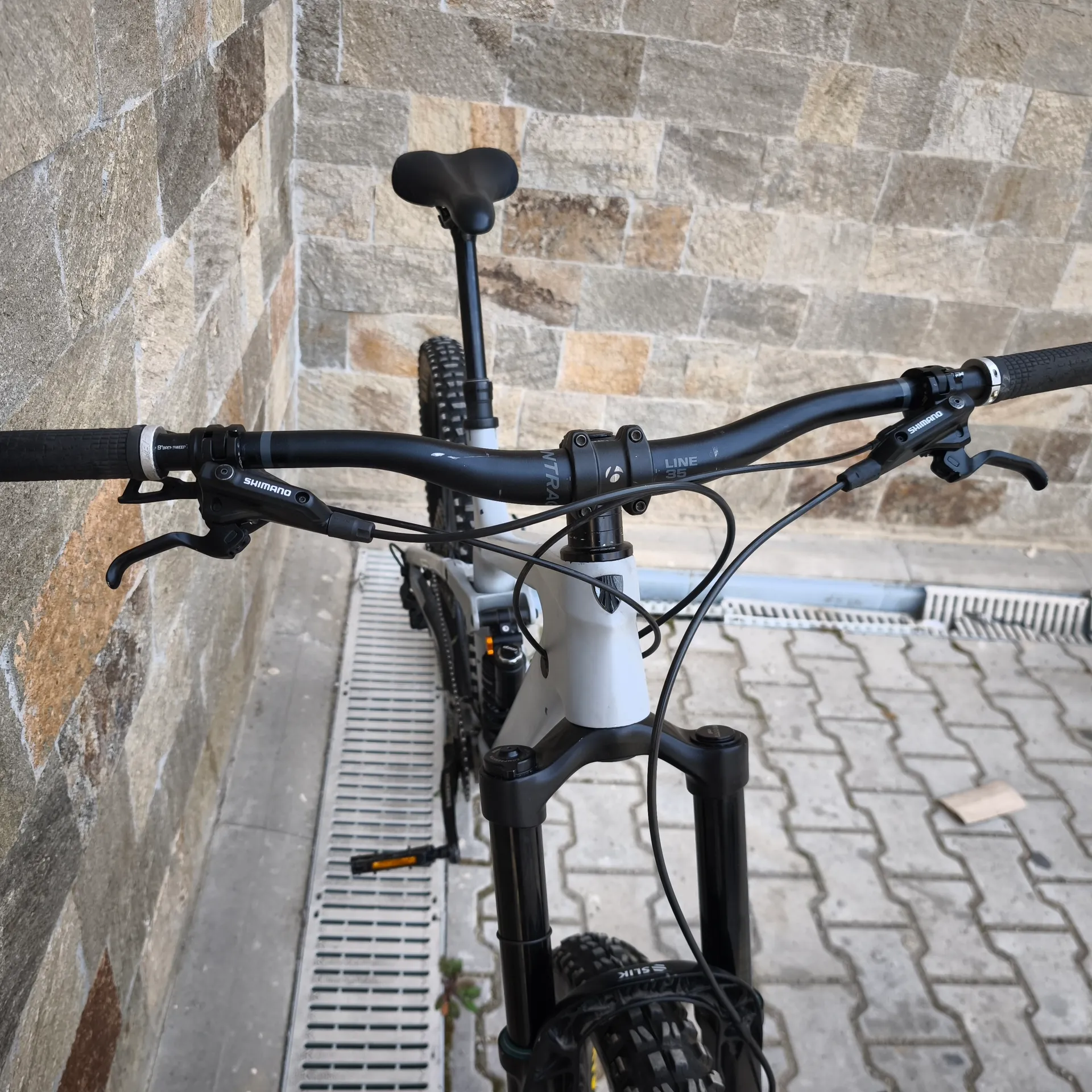 Trek Slash 9.7 view 7