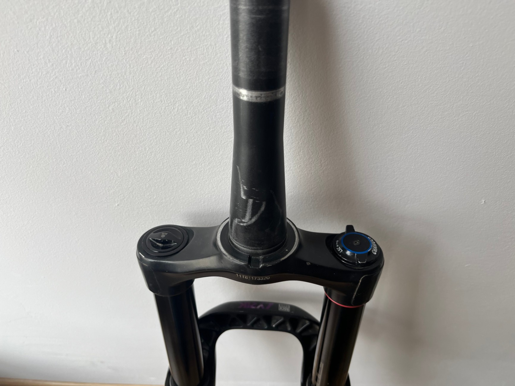 RockShox Lyric RC 29" 160mm view 3