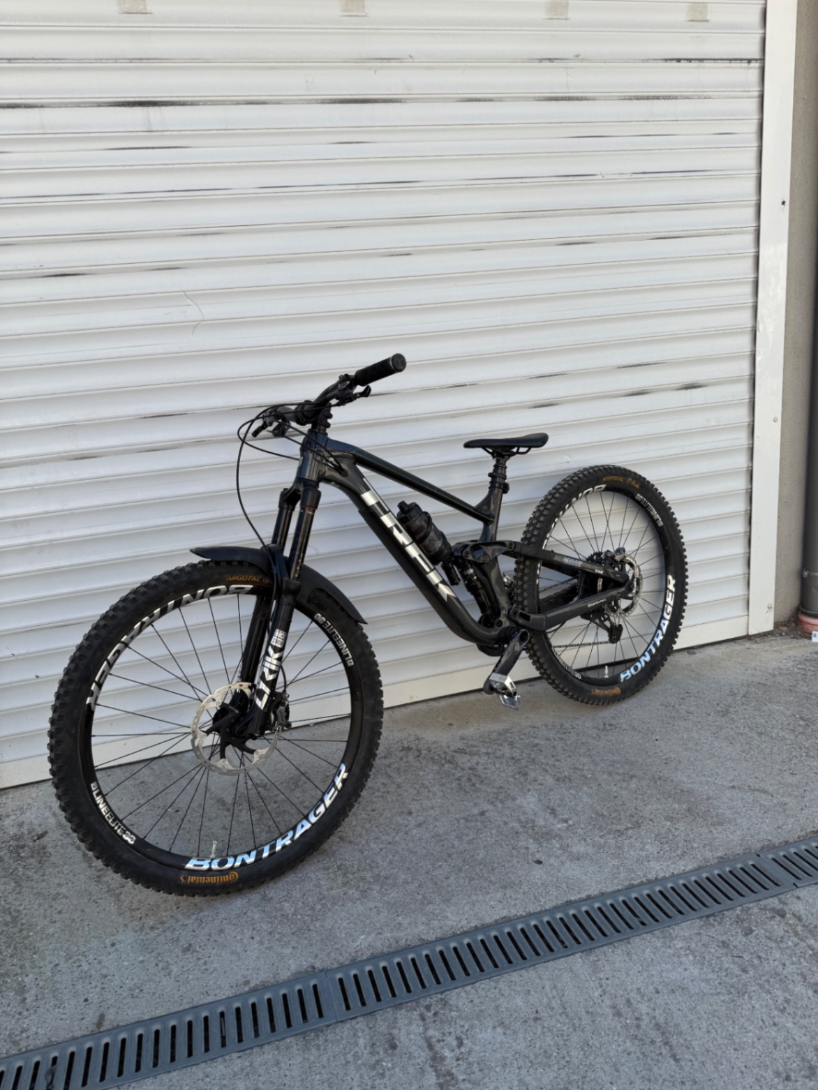 Trek Slash 8