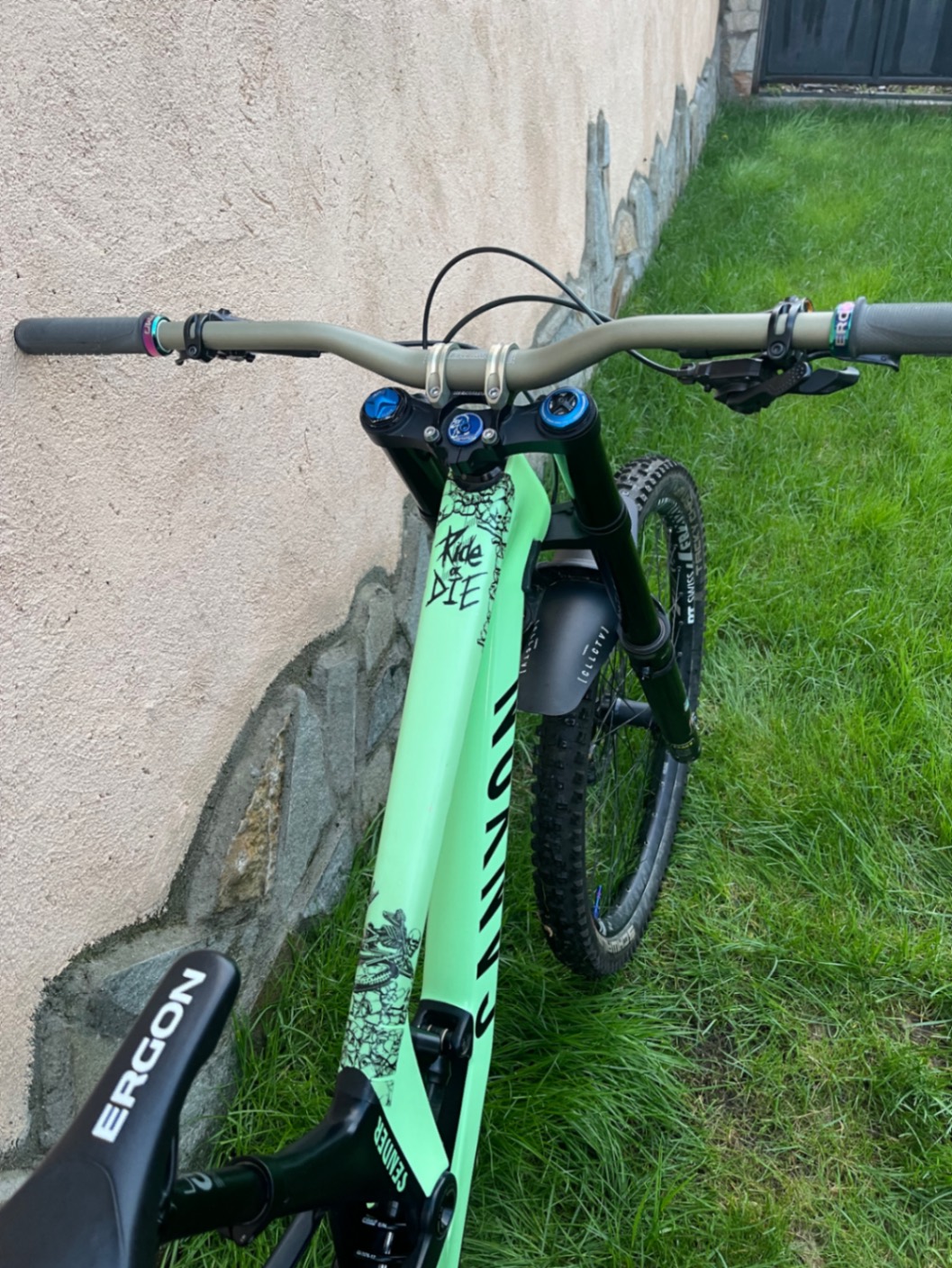 Canyon Sender CFR FMD view 4
