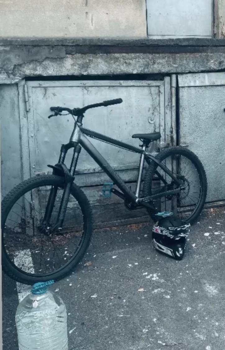 Bike view 3