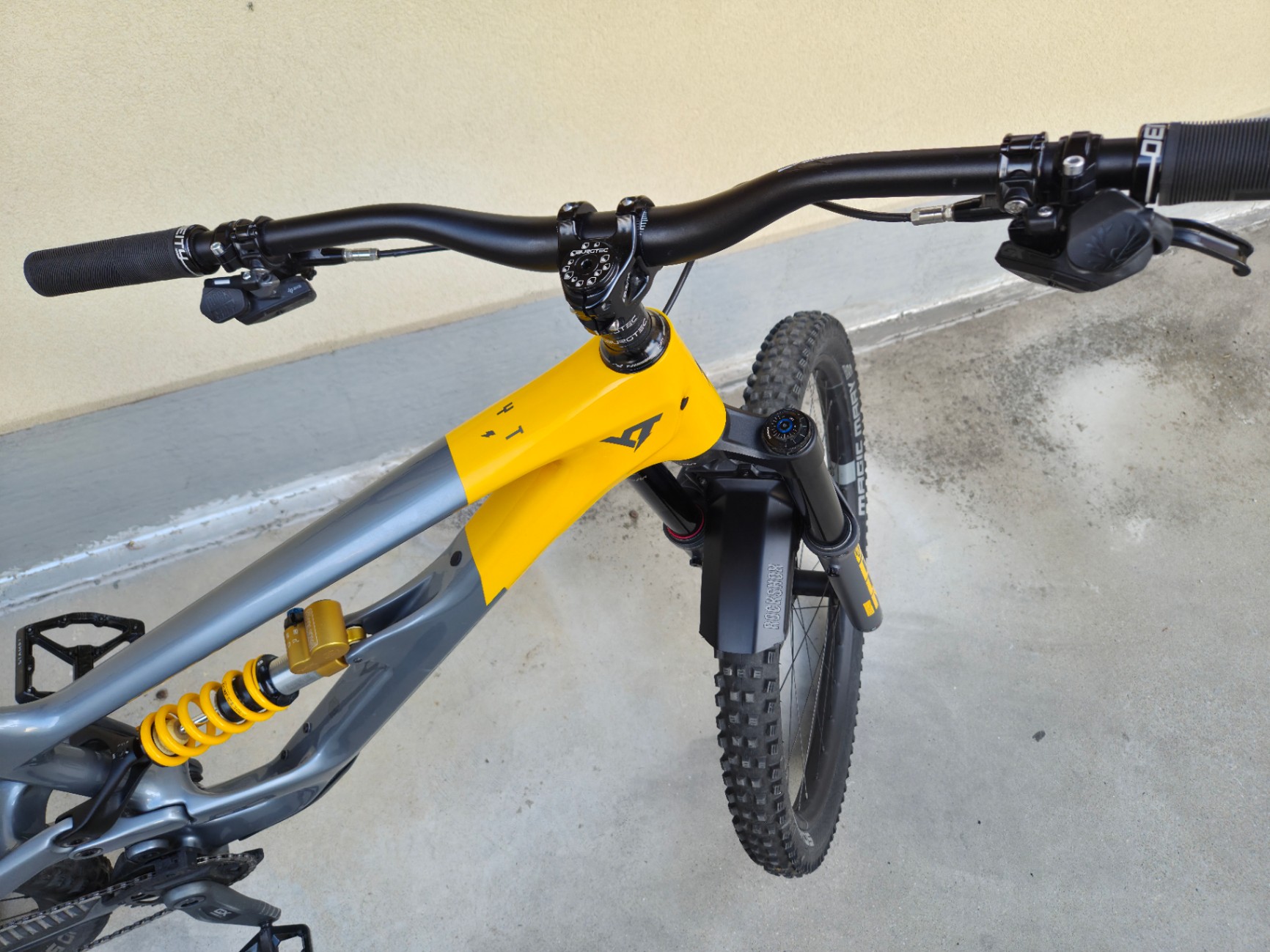 Bike view 5
