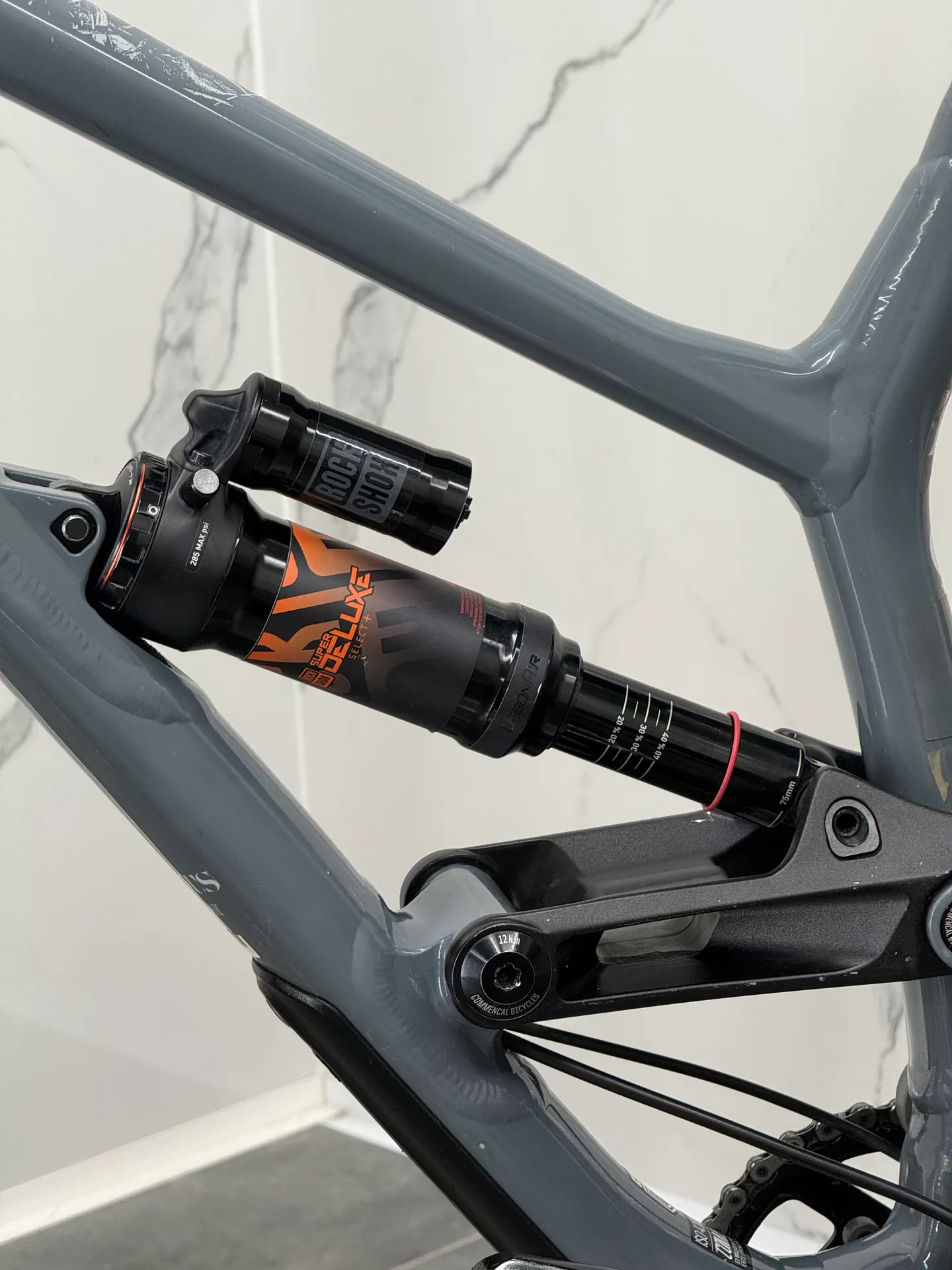 Commencal Furious Essential view 6