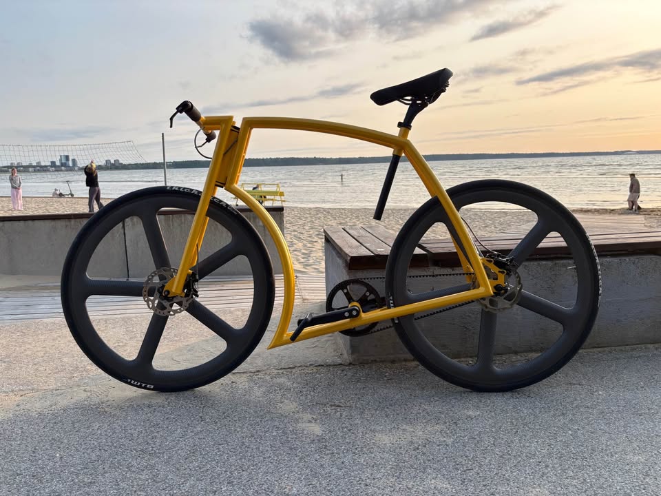 Bike view 3