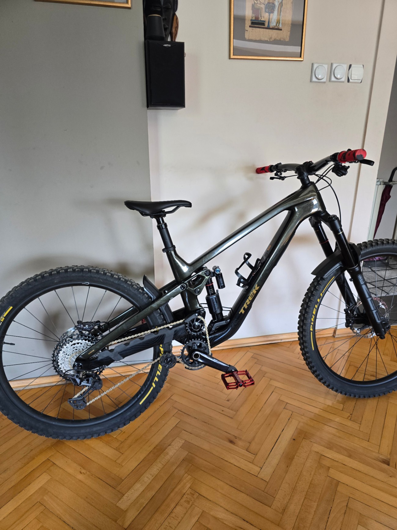 Trek Slash 9.8 XT view 6