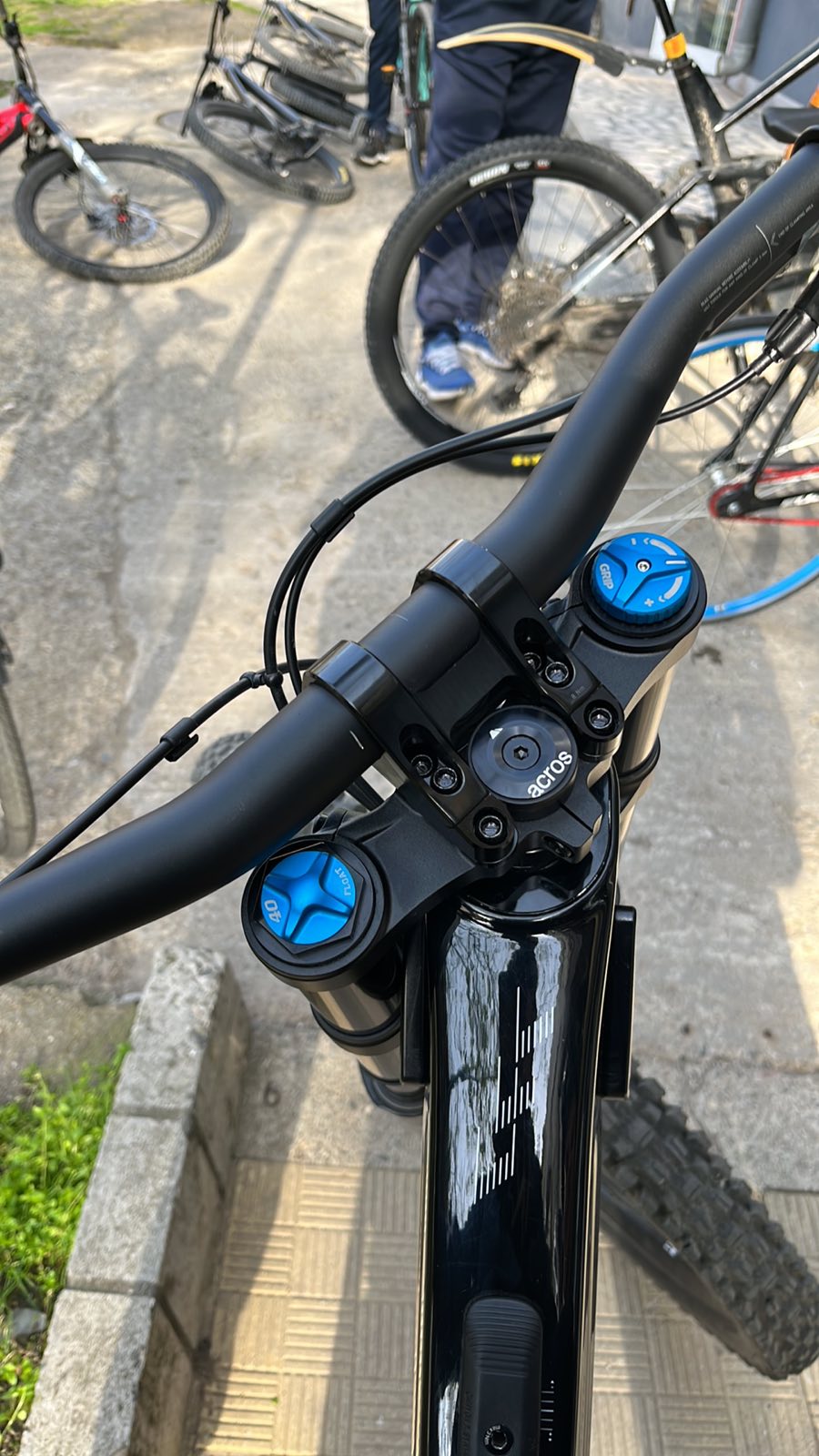 Bike view 7