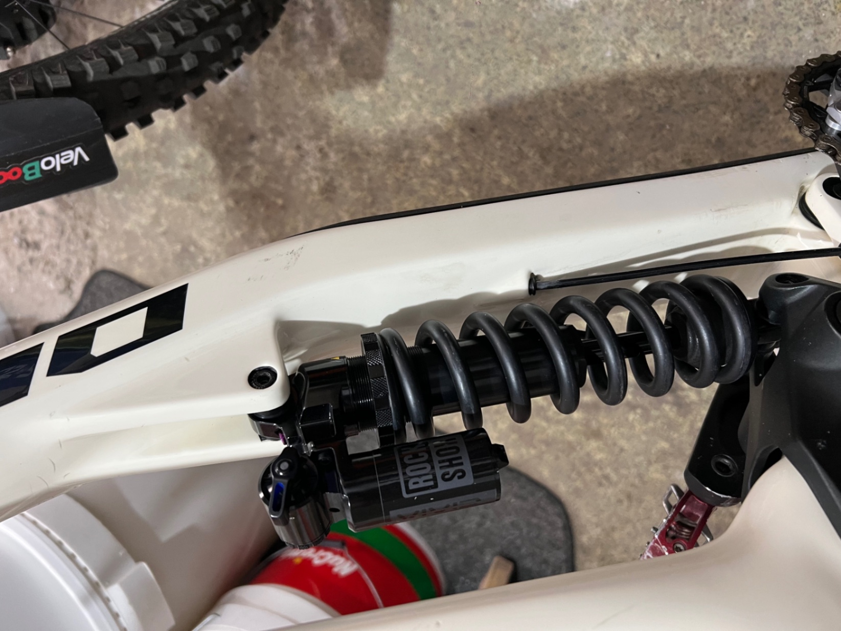 RockShox Vivid Select + RC view 3