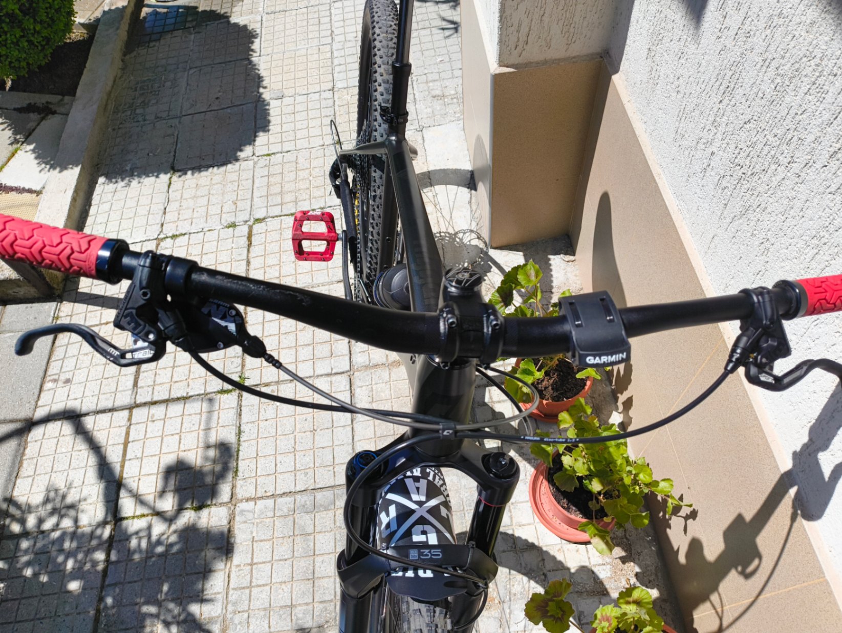 Drag Trigger view 9