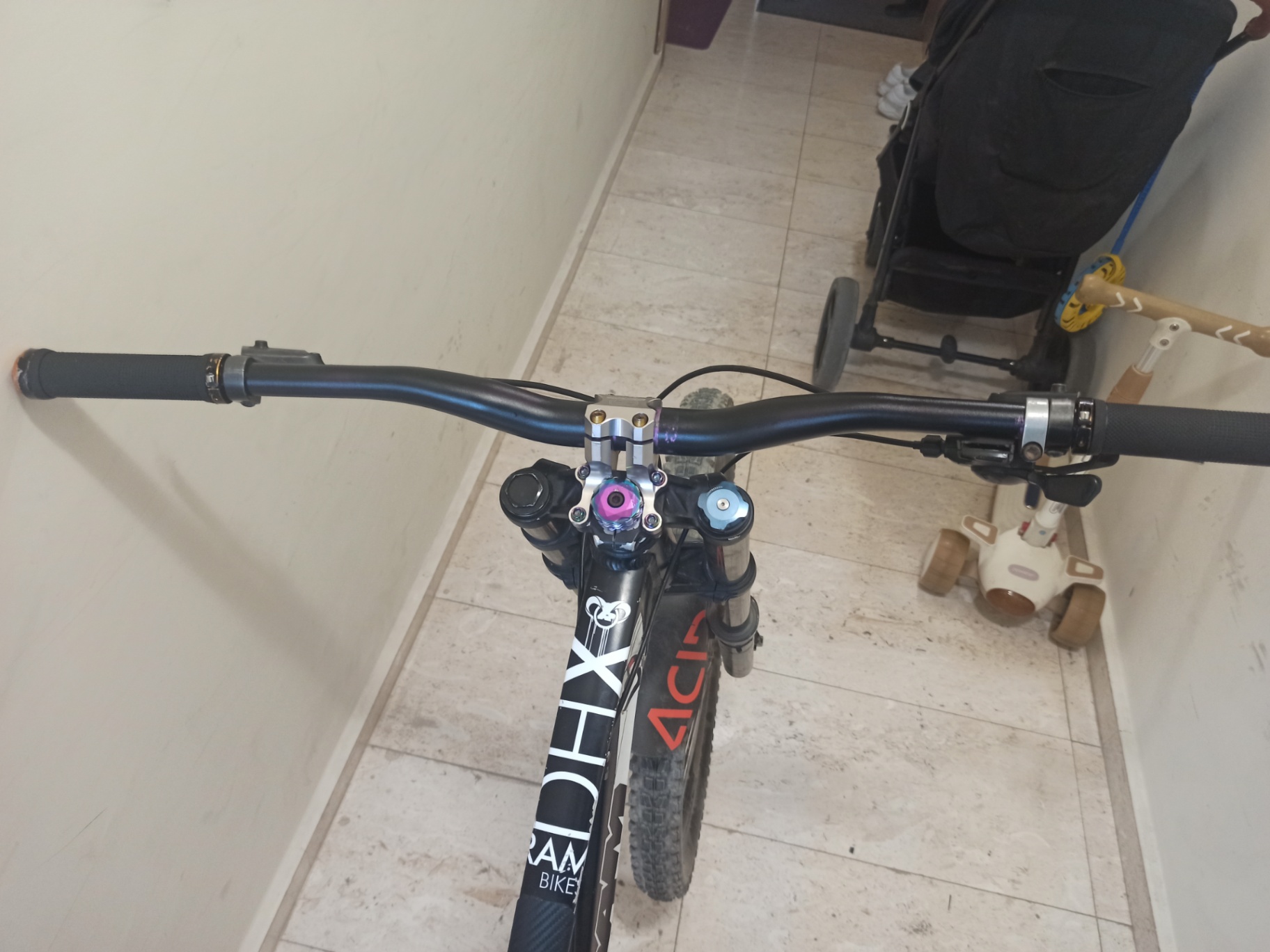 RAM Bikes DHX2