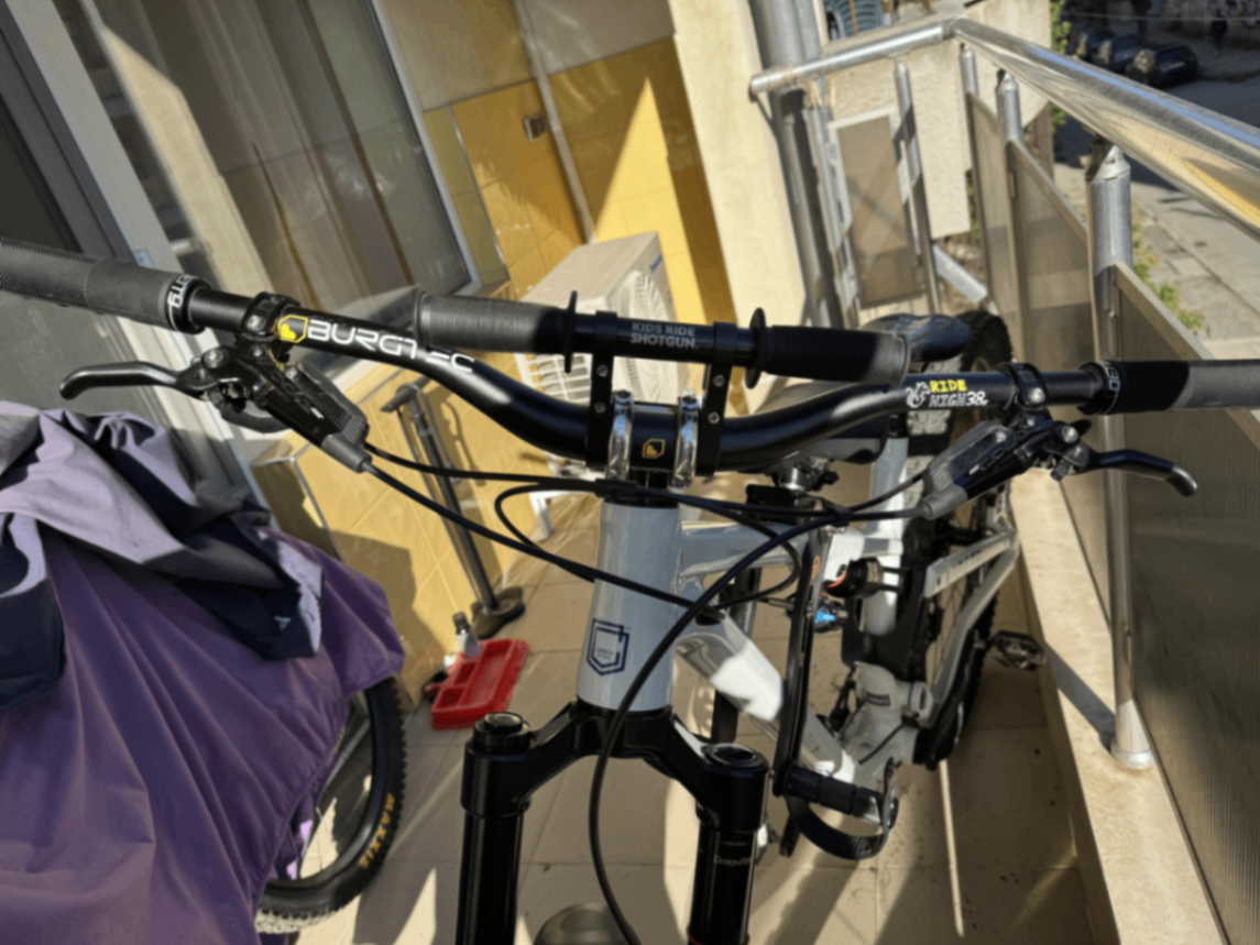 Bike view 7
