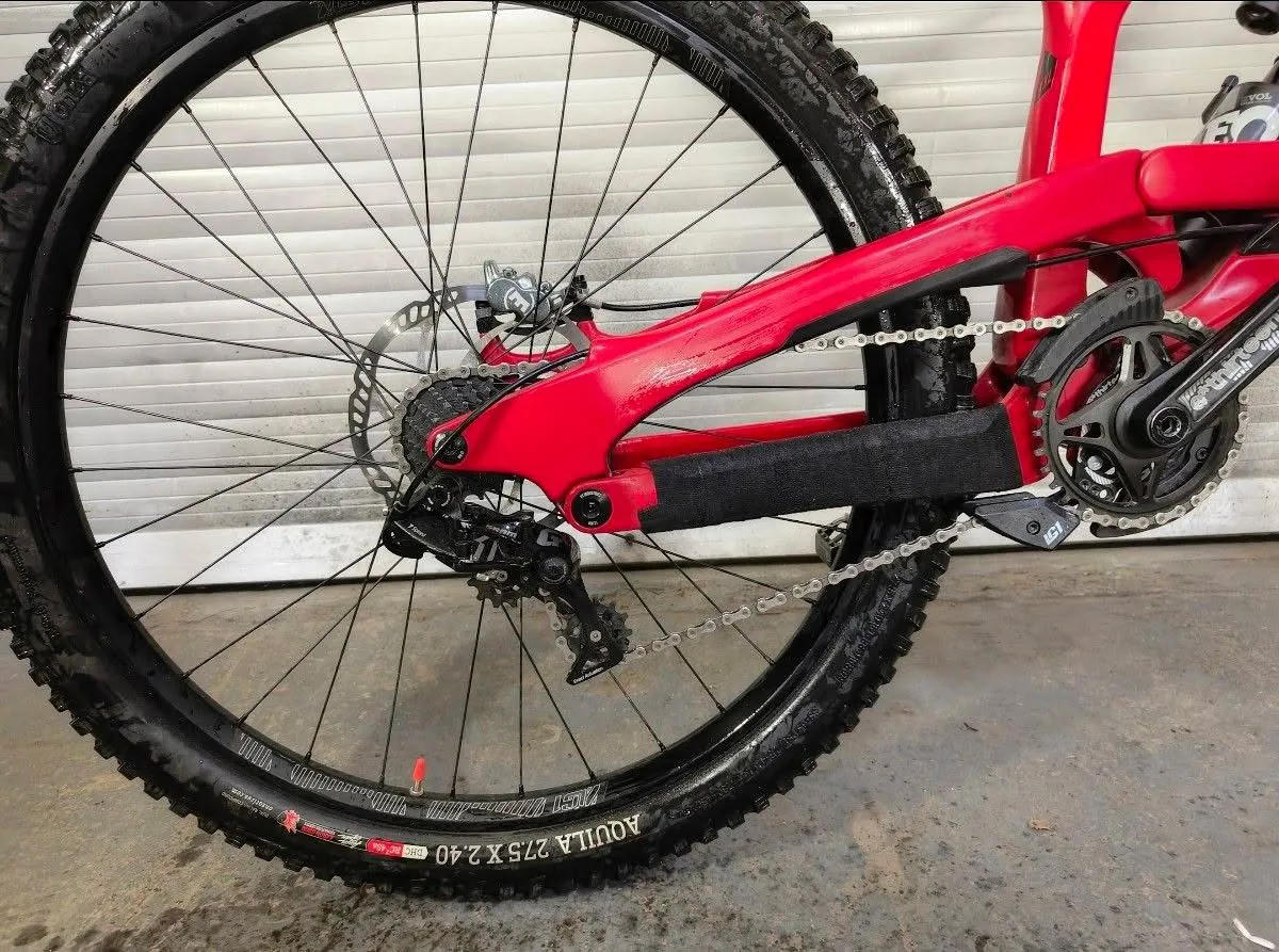 YT Industries Tues CF Pro view 5