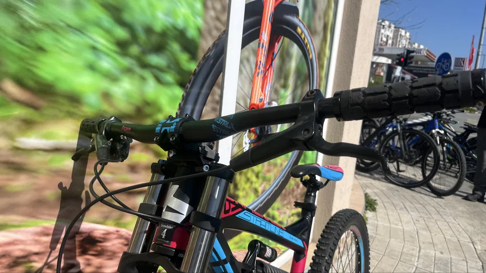 Bike view 5