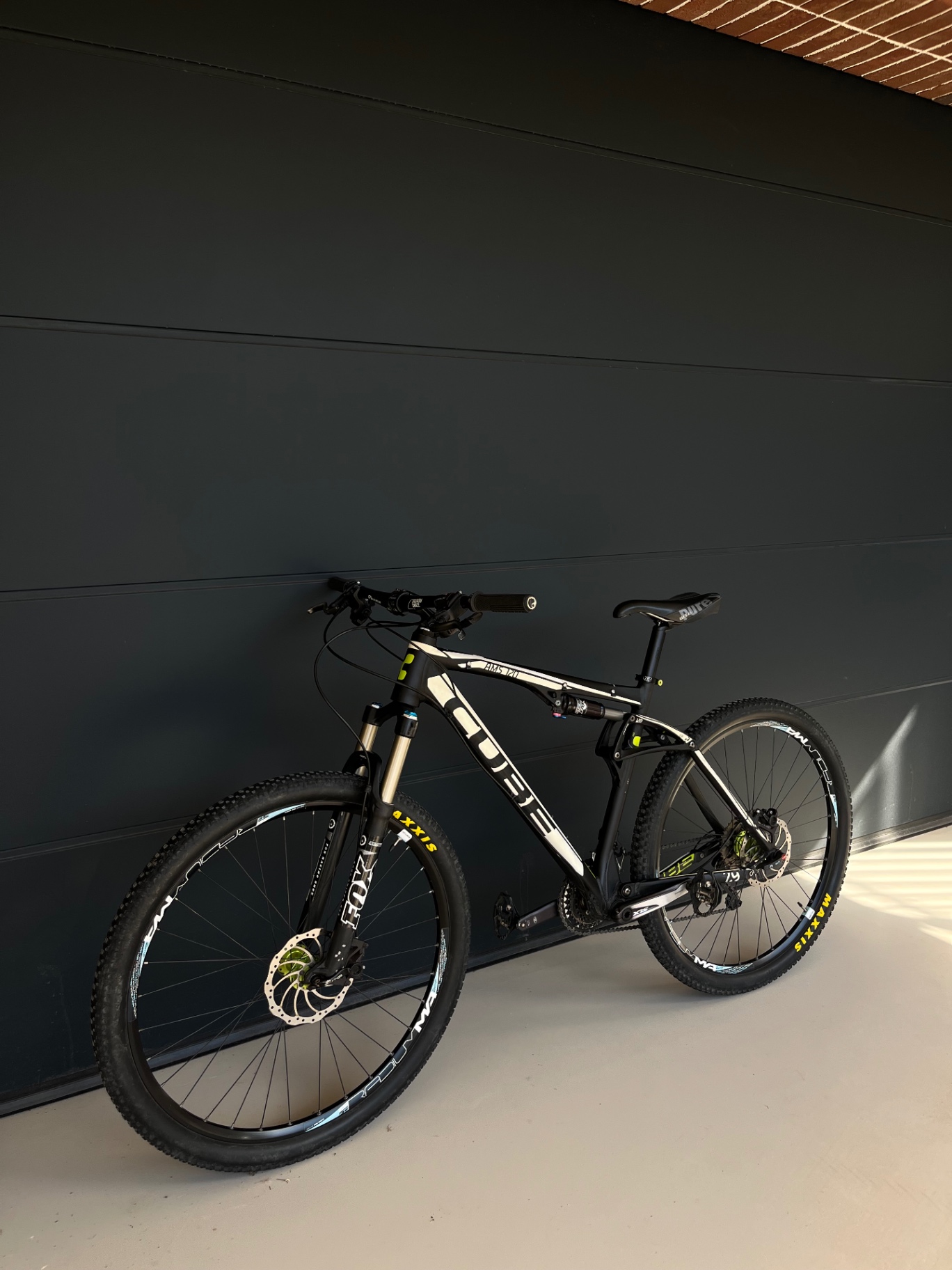 Cube ams 120 view 2
