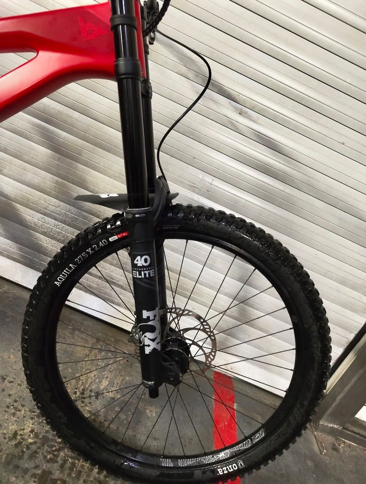 YT Industries Tues CF Pro view 4