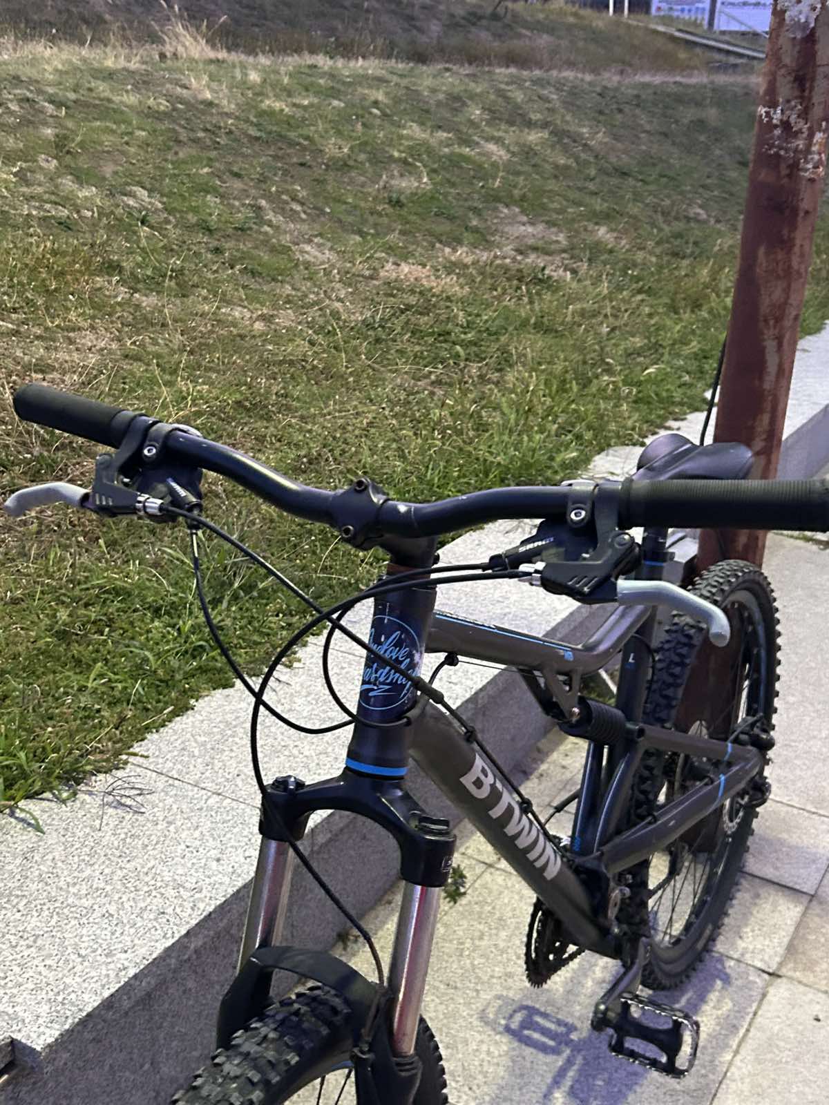 Bike view 3