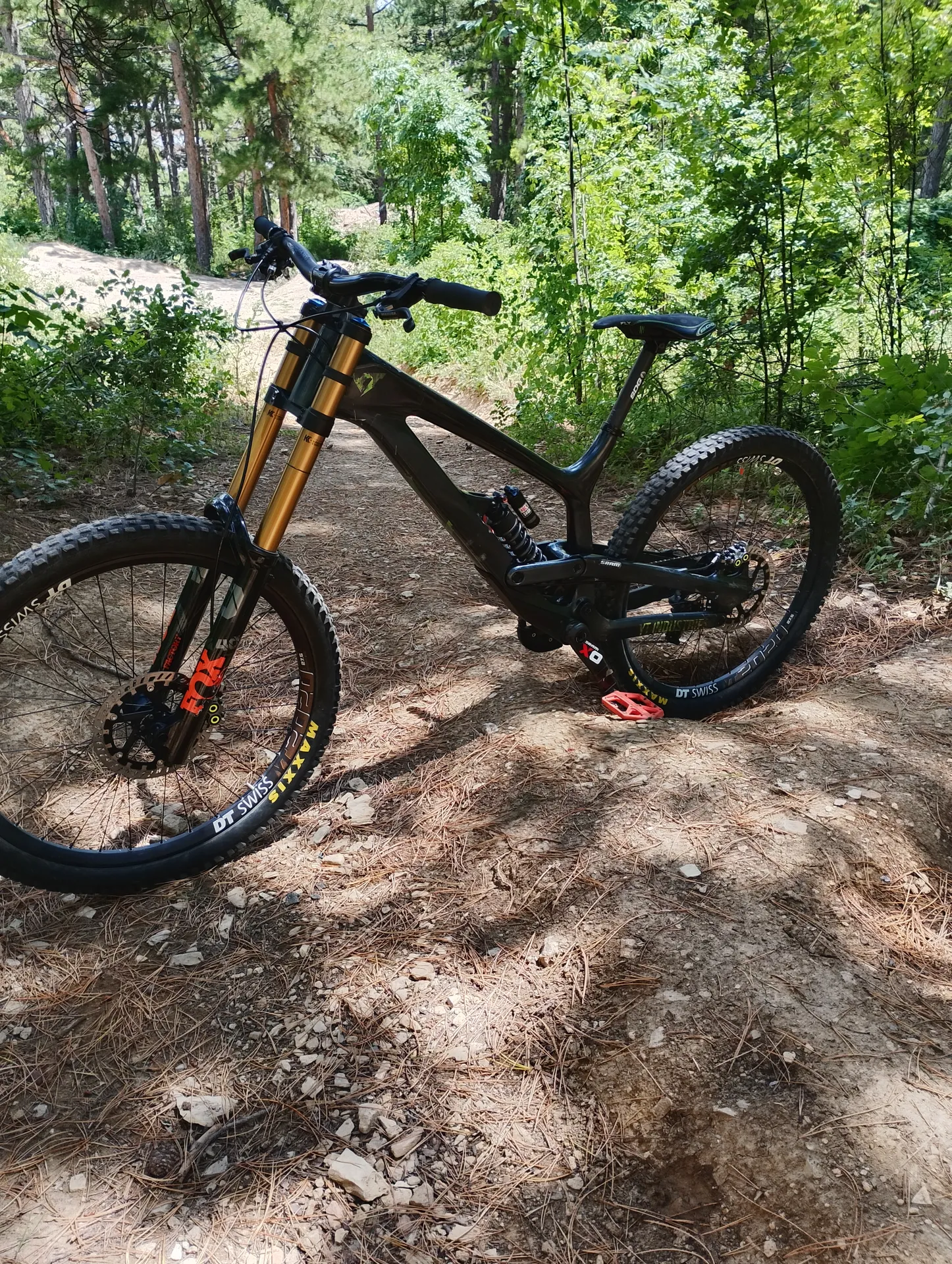 YT Industries Tups base