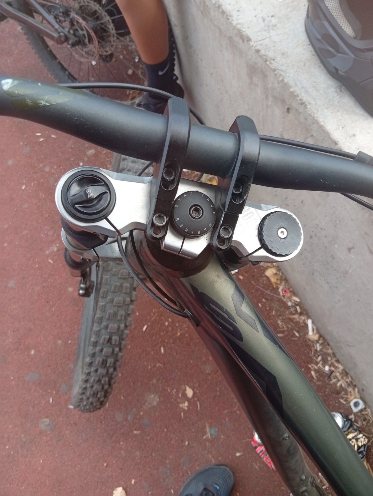 RockShox Rocshox boxxer select view 2