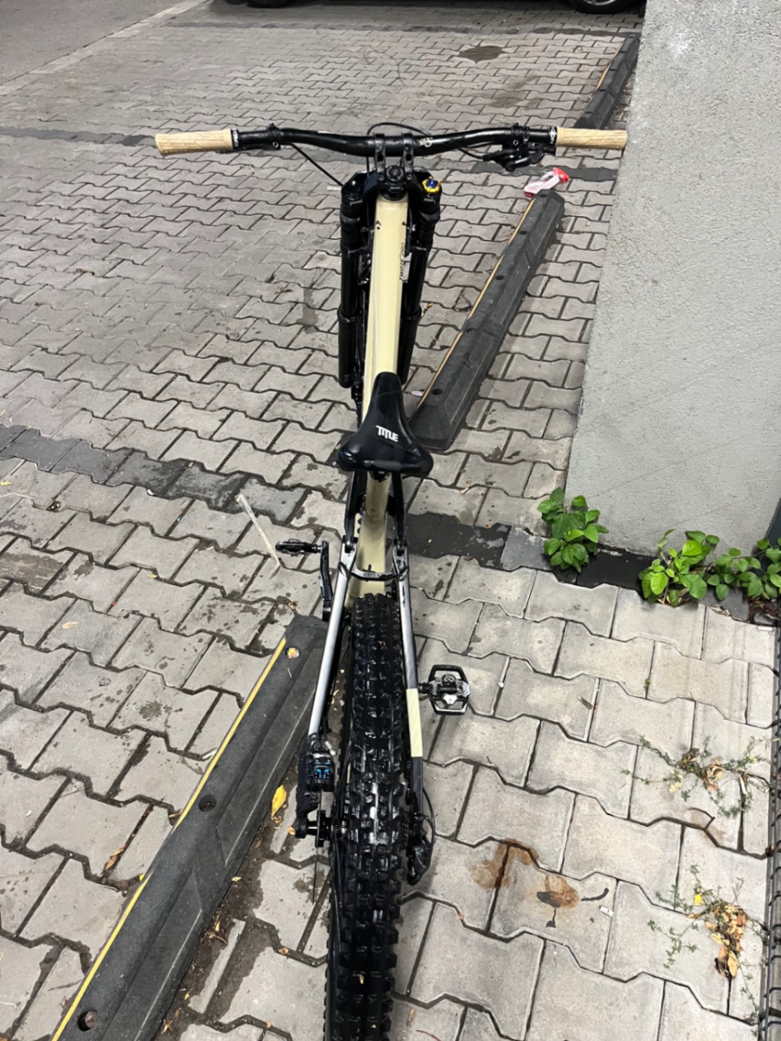 Bike view 7