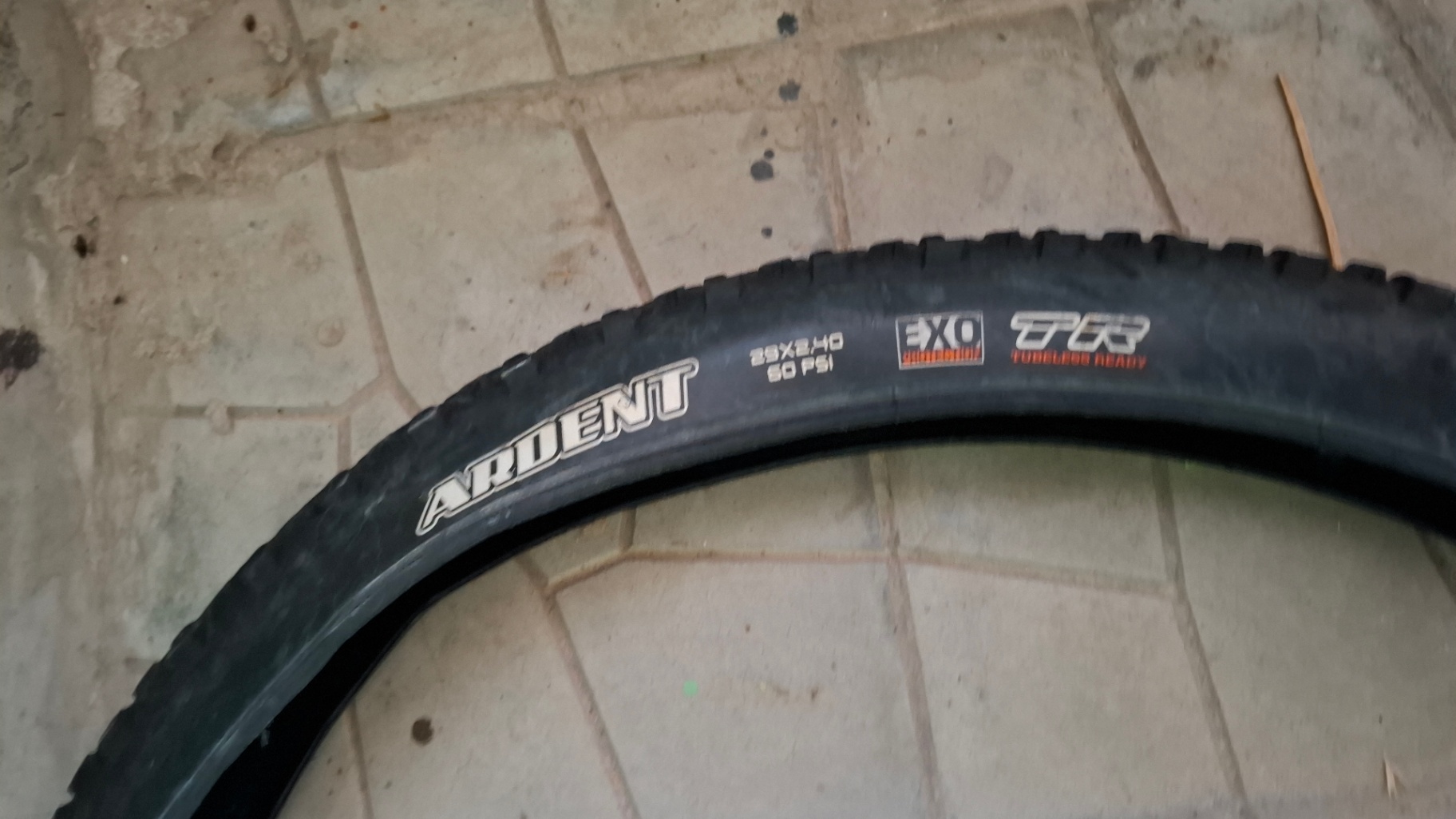 Maxxis Agresion view 3