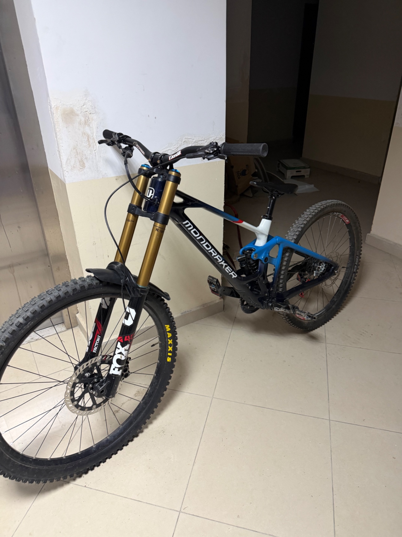 Mondraker Summum RR