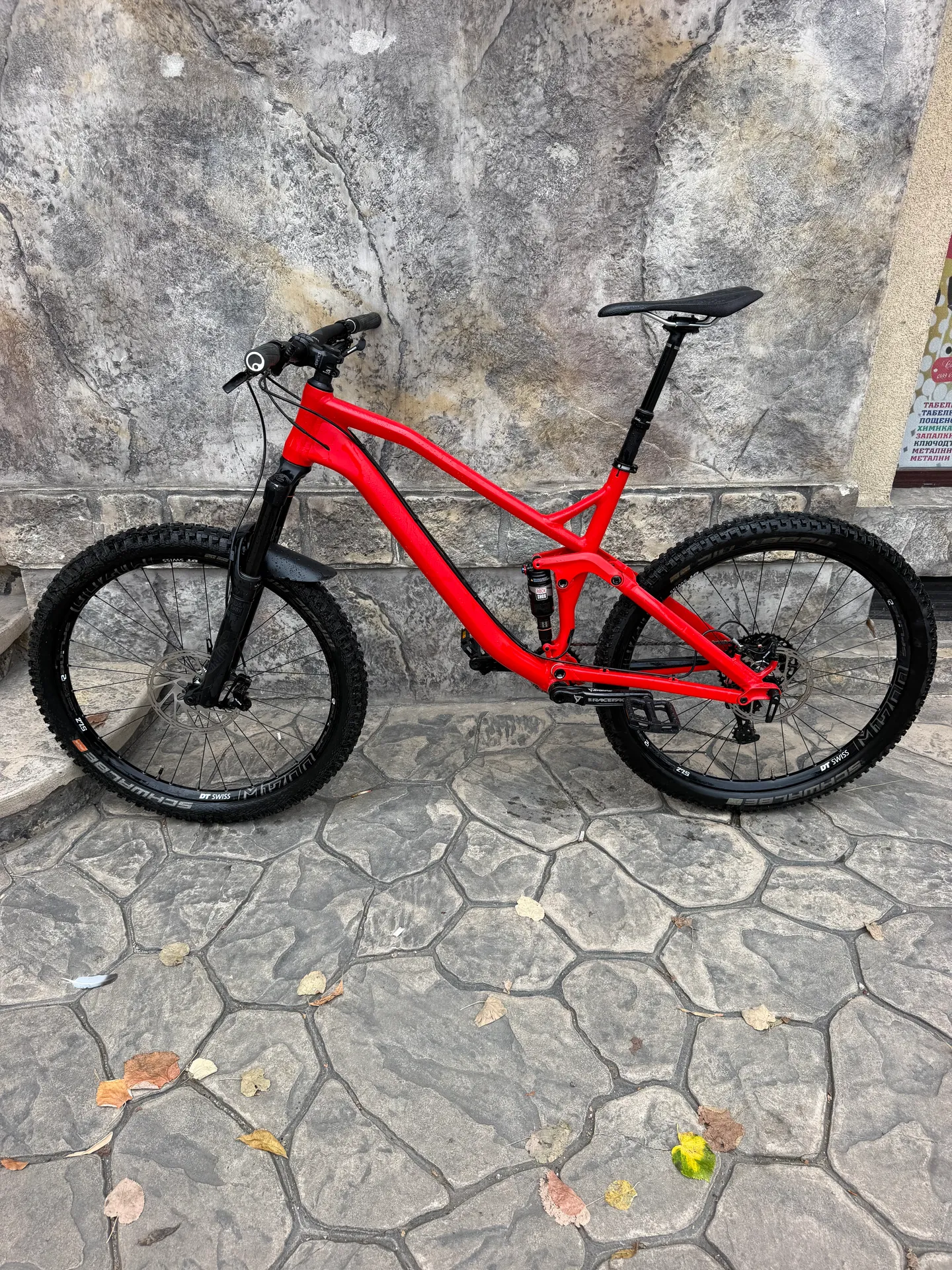 Canyon Spectral AL 6.0 view 2