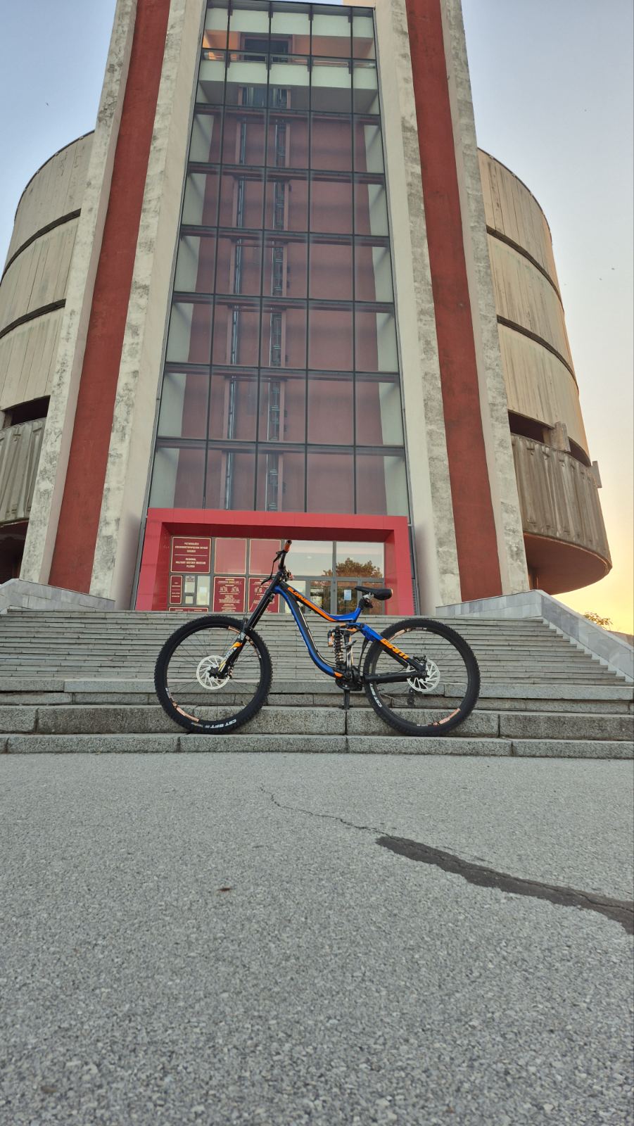 Bike view 8