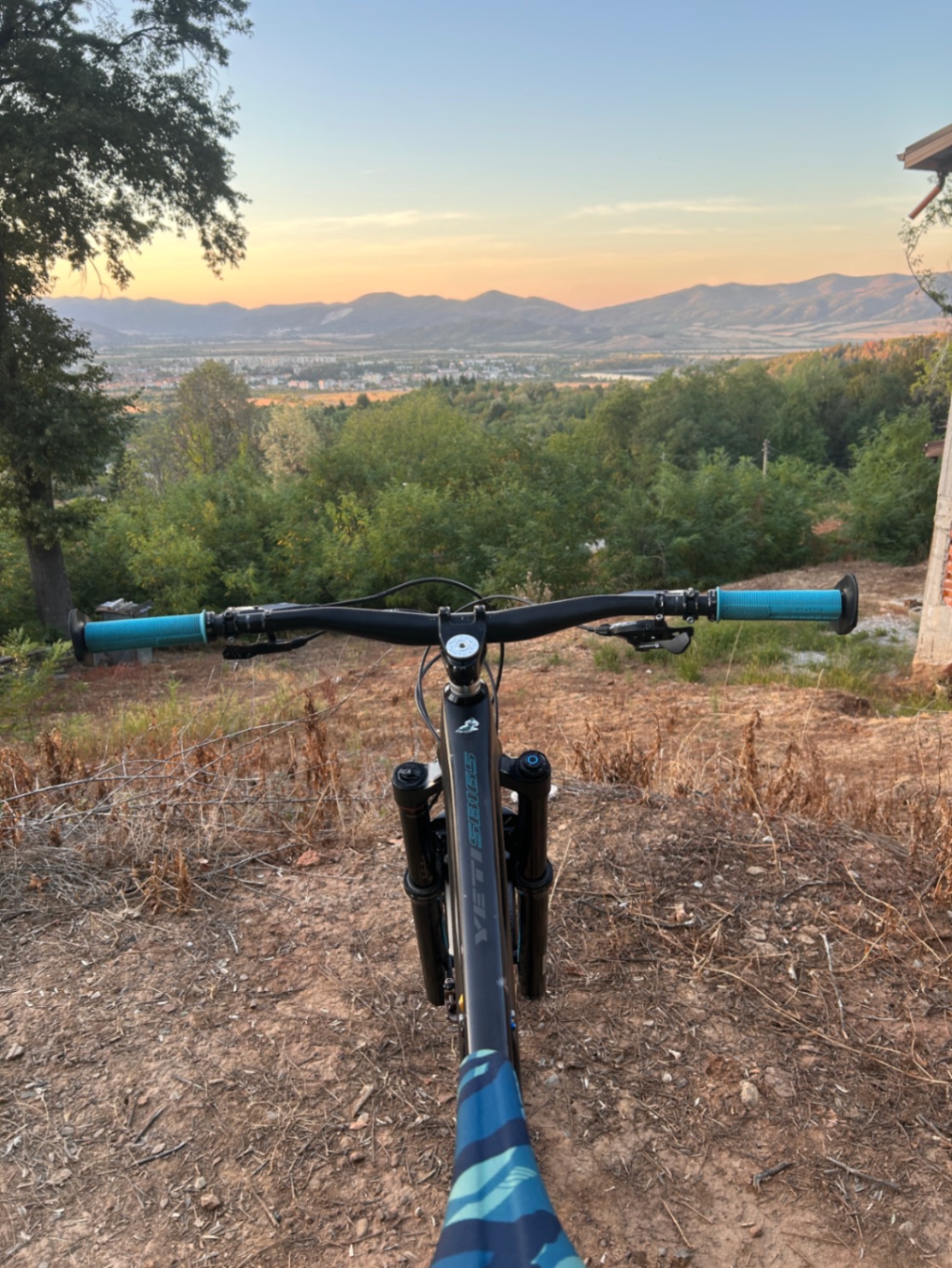 Bike view 7