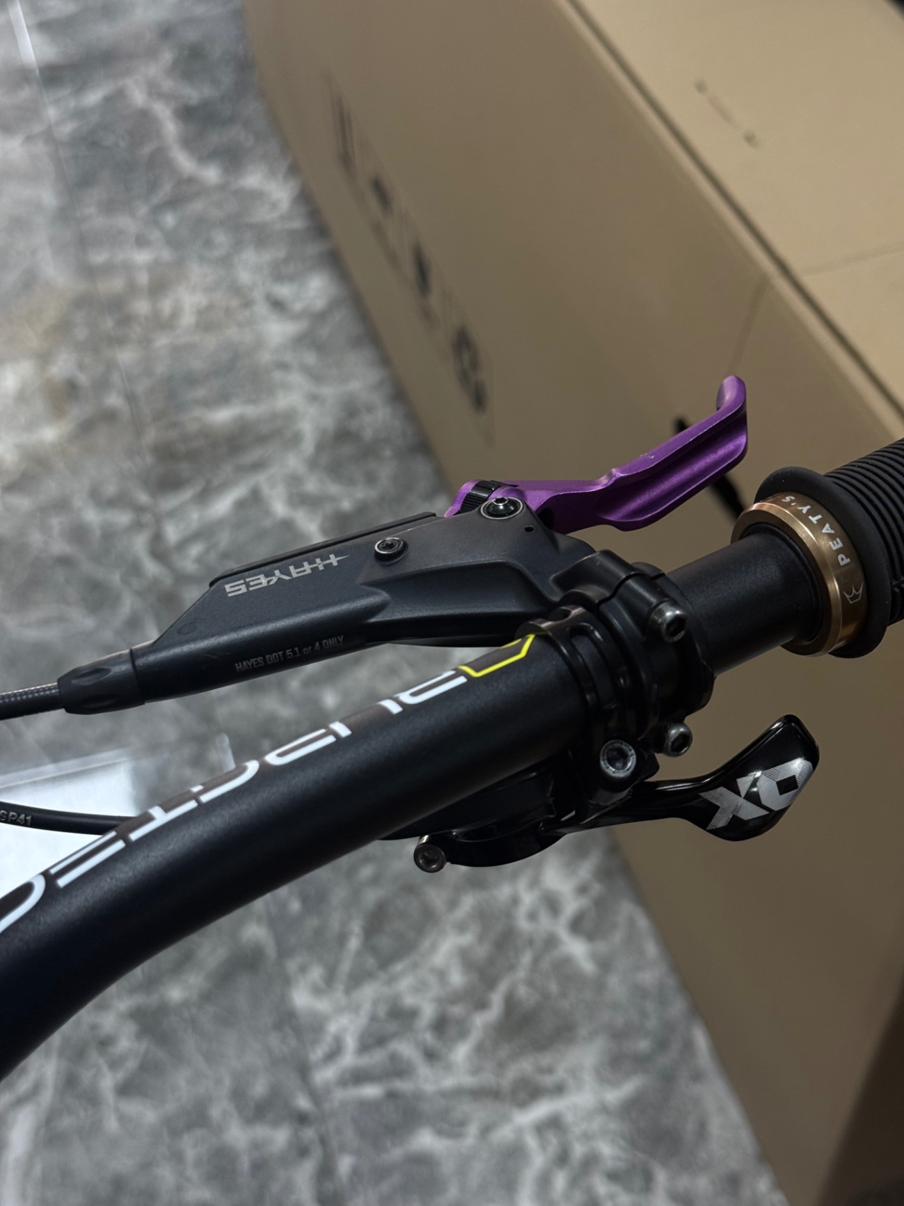 Hayes A4 purple edition view 5