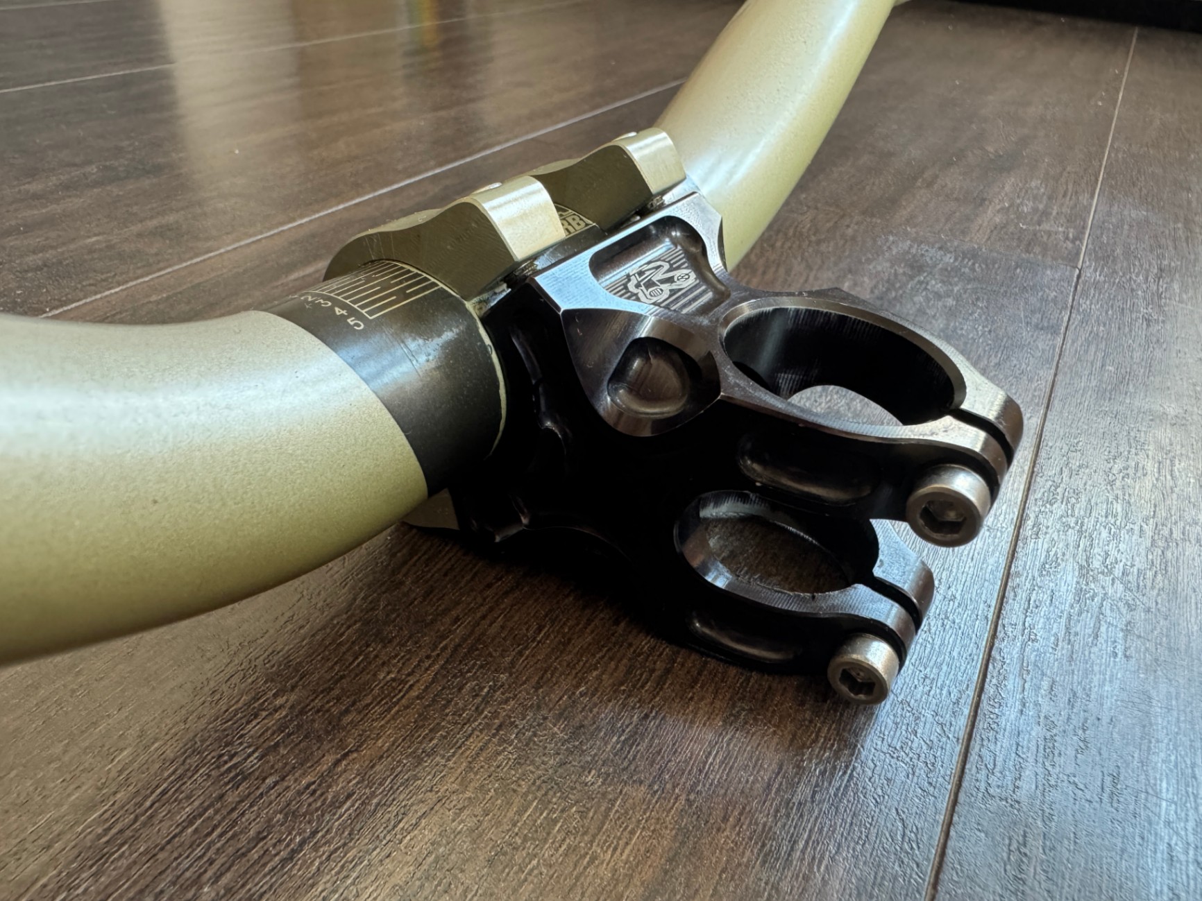 Renthal Fatbar Carbon view 3