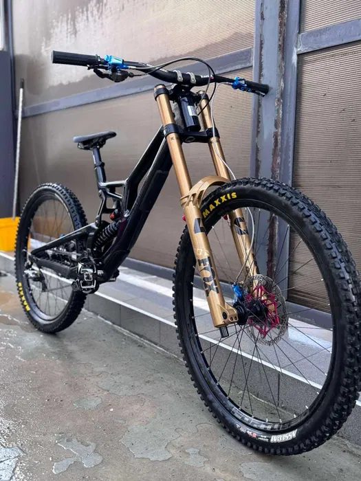 Santa Cruz V10.8 CC