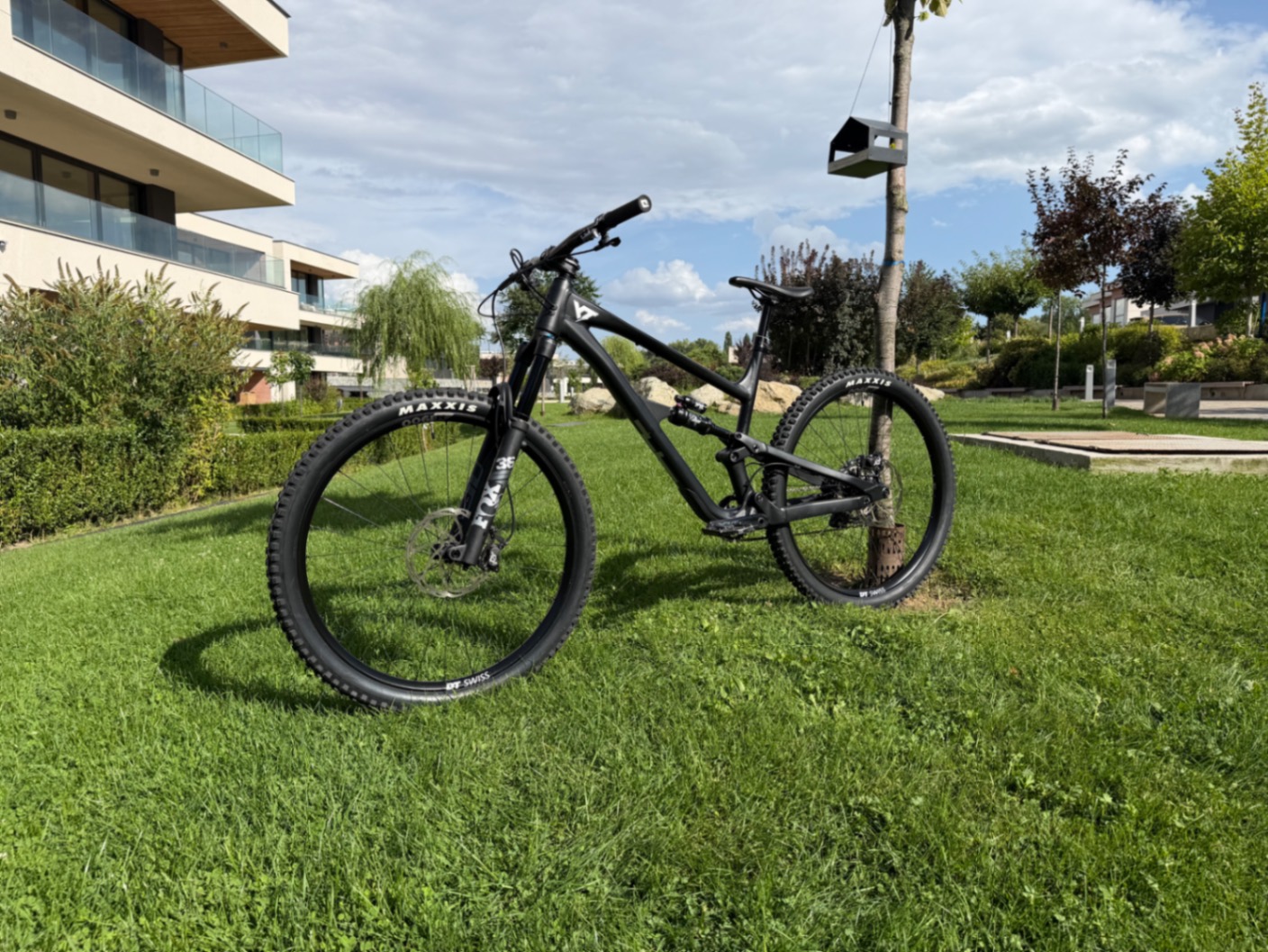 Bike view 3