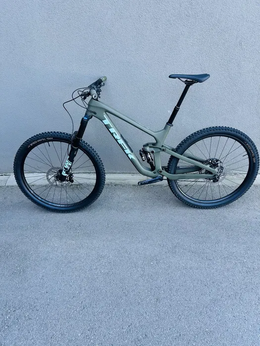 Trek Slash 9.7