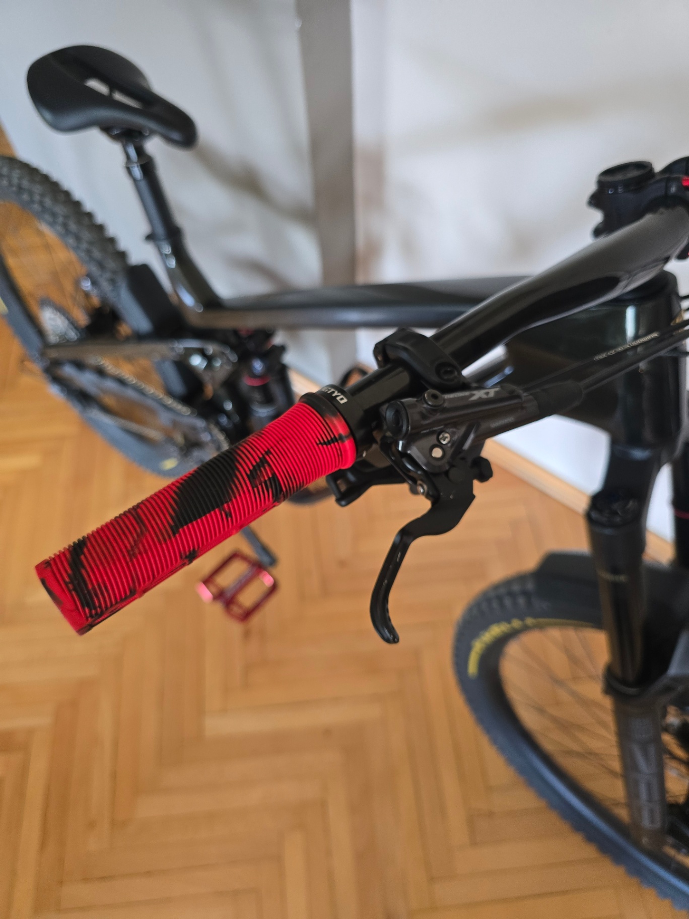 Trek Slash 9.8 XT view 3