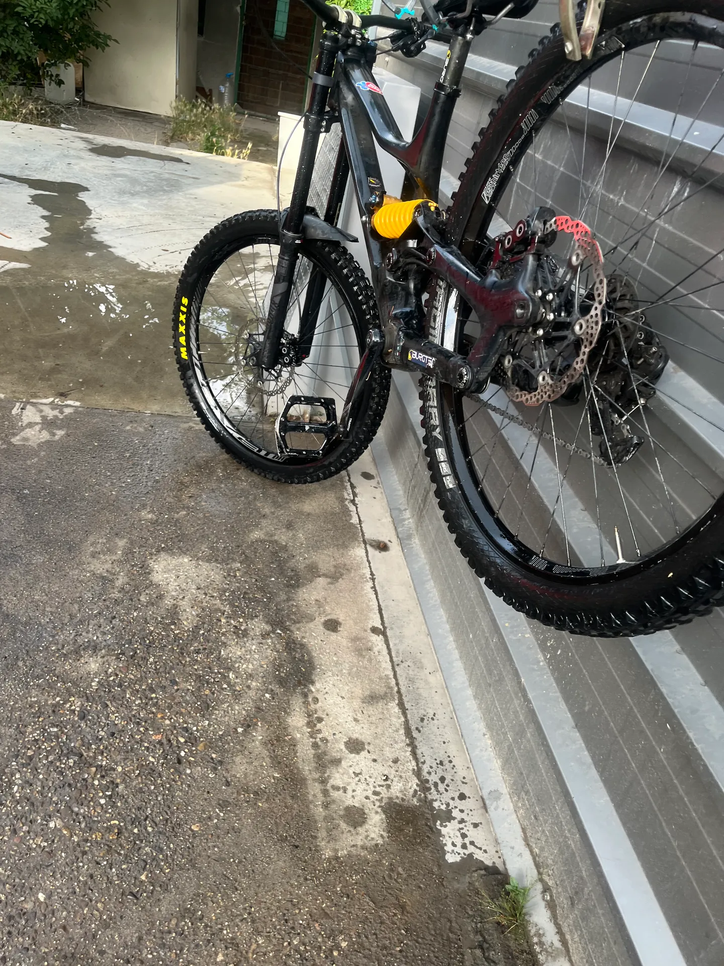 Specialized Demo 8 | Nameri.Bike